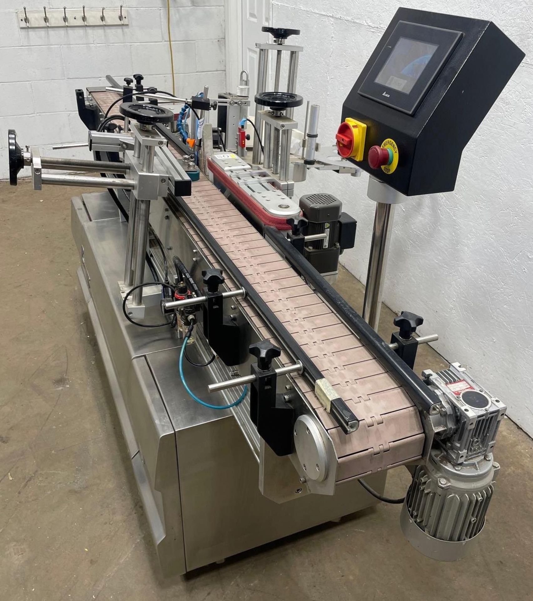 Make: Pack Leader, Model: No: PRO-515, Type: Wrap Around Inline Labeling Machine, Serial Number: - Bild 3 aus 20