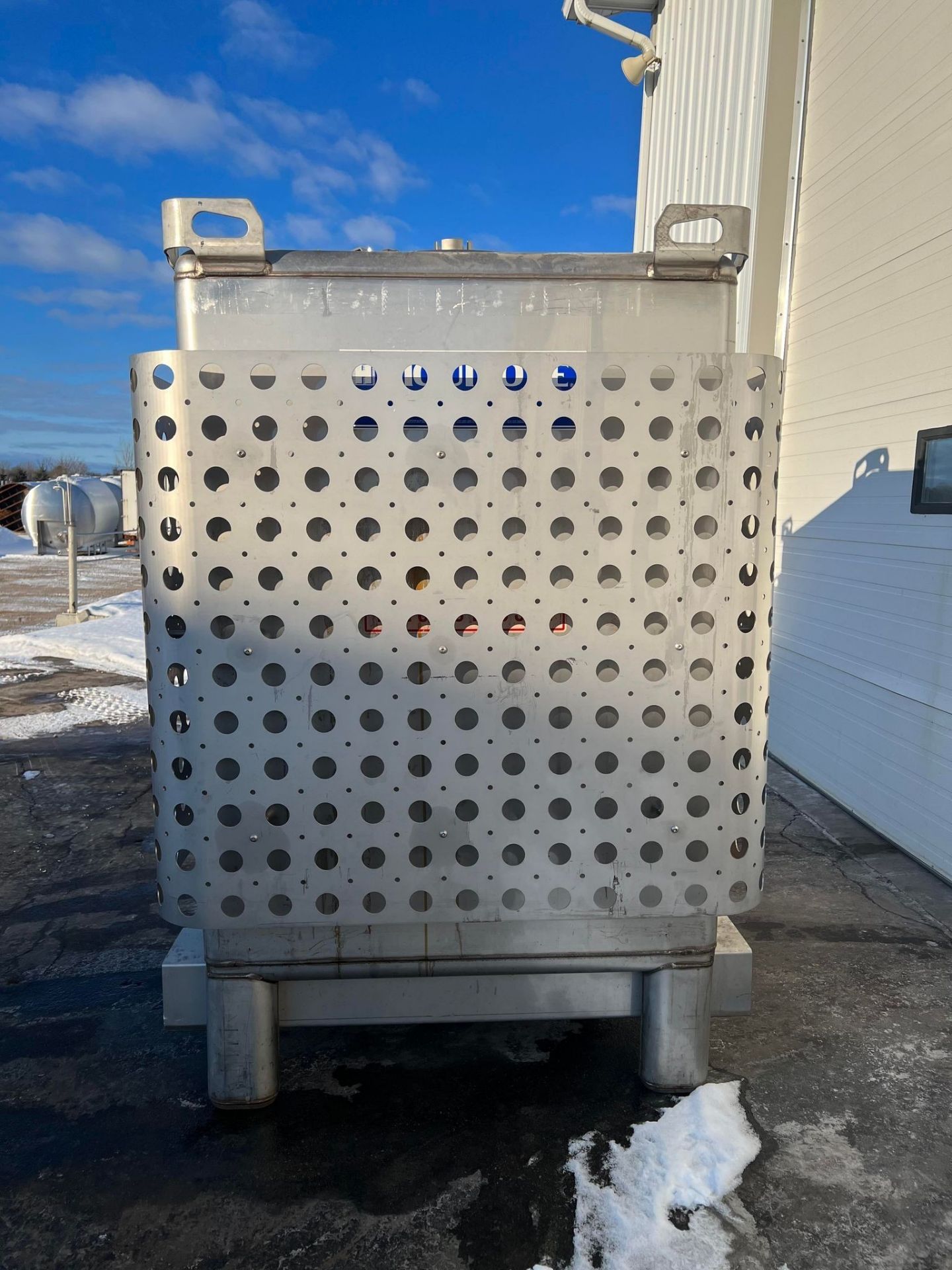 Hoover Solutions 500 Gal. Oil Tank, Model 507605, S/N 235475 with Guarded Sides Around Tank, - Image 2 of 4
