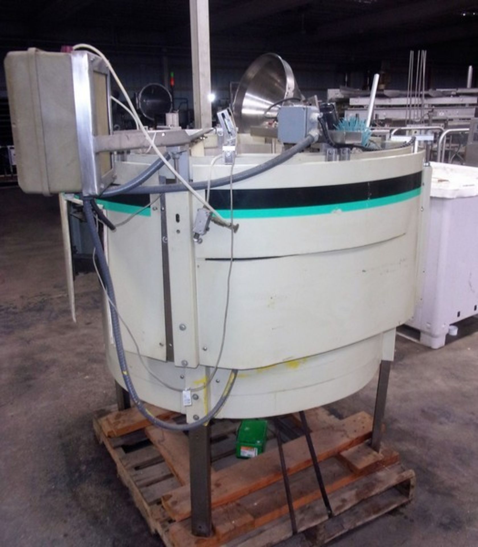 Hoppman Centrifugal Bottle Feeder, Model FT/40, S/N 16136, Unit is in Very Good Condition, - Image 3 of 11