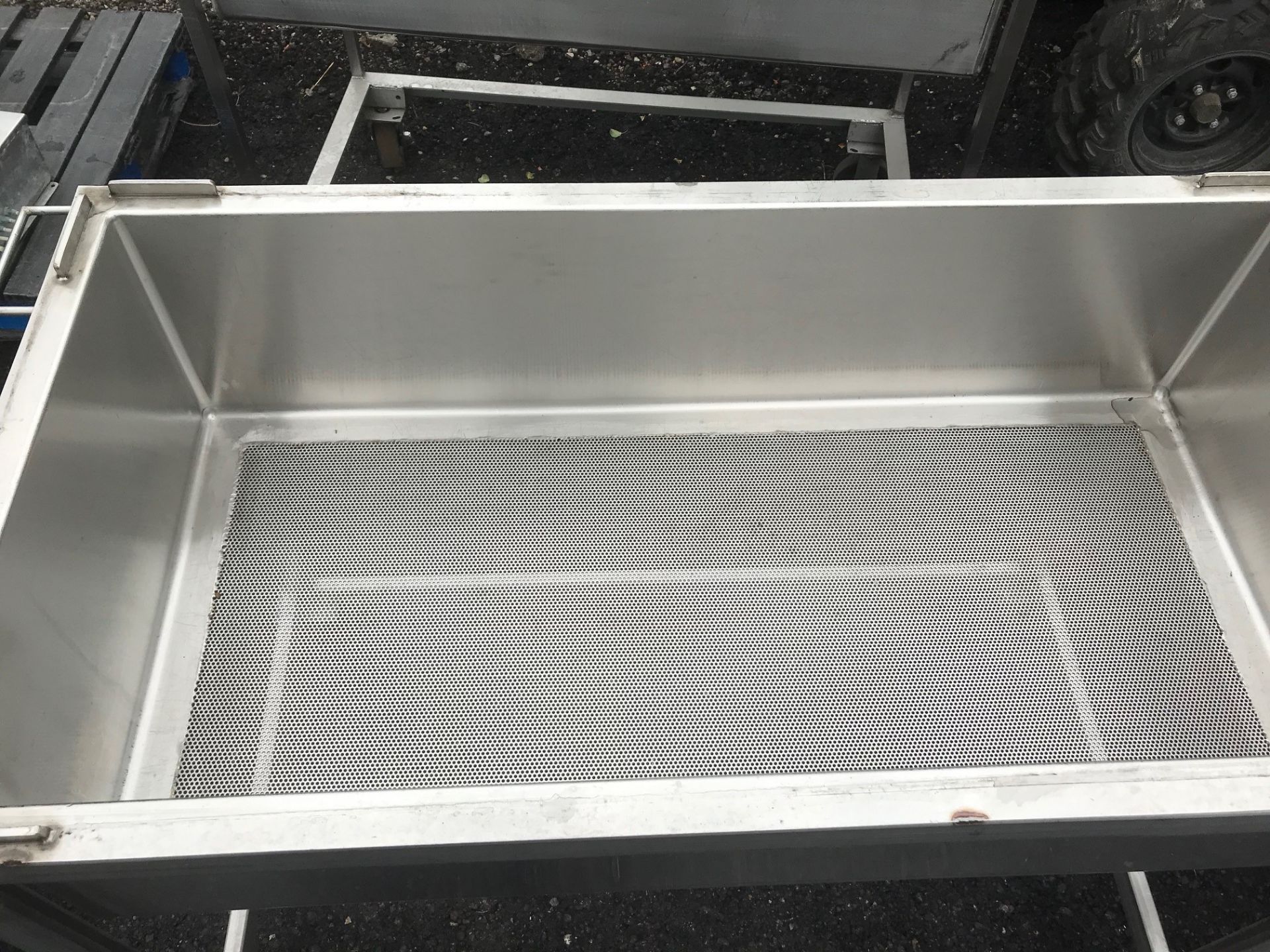 Aprox. 23" x 47" S/S Drain Table (Loading Fee $75) (Located Union Grove, WI - Bild 2 aus 2