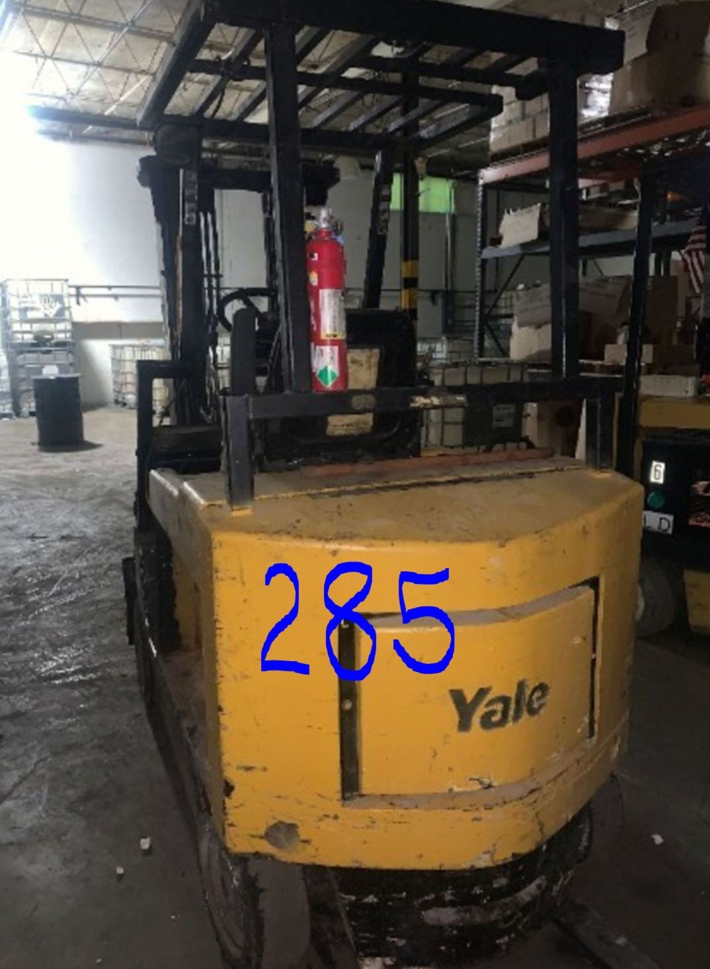 Yale Electric Truck - adjustable forks, tilt and side shift - no battery (LOCATED IN IOWA, RIGGING