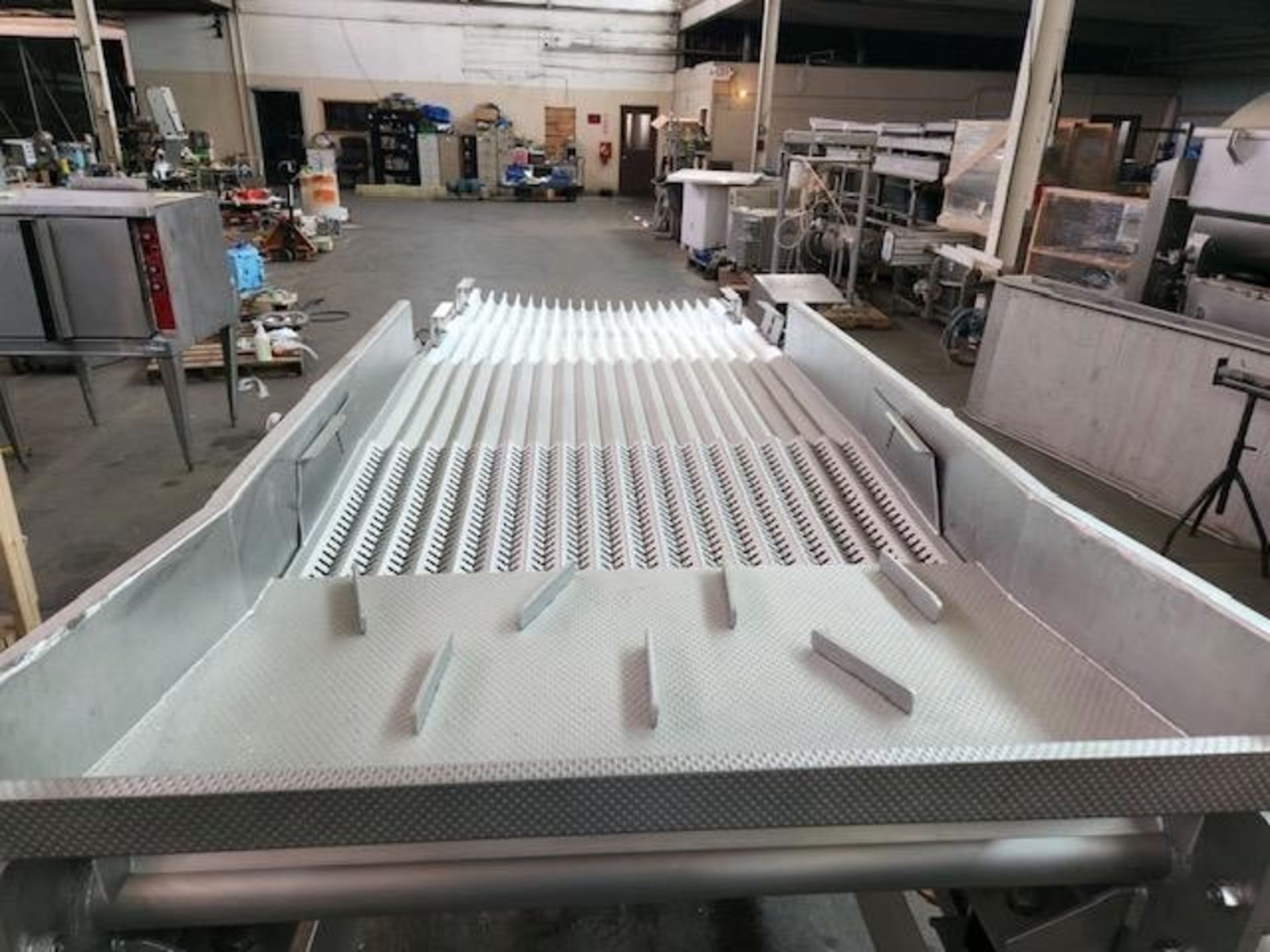 Food Process Systems 36 x 96 Sanitary Dewatering Vibrating Conveyor Screener/Feeder, Model 7000, S/N - Image 11 of 15