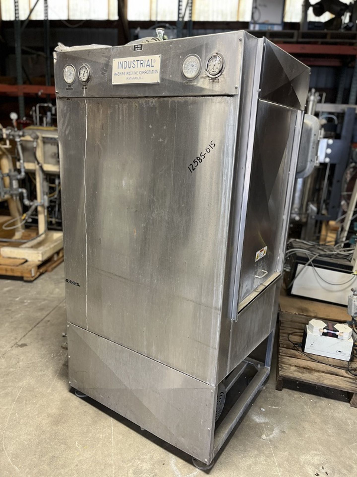 Used Industrial Washing Machine, Stainless Stee Construction, 24" x 36" Base, Single Door (Item #