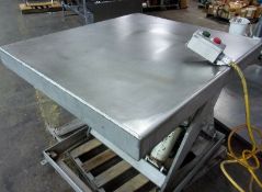 Apache S/S 4,000 lb. Pallet Lift Table, Model EZ4000, Platform Measures 40" W x 45" L, 110 V with