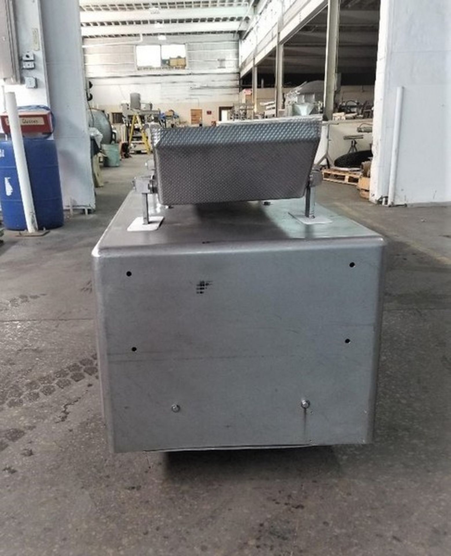 S/S Sanitary Vibratory Scale Feeder, Aprox. 16" W x 112" L. Last used in Food Industry. Unit Removed - Bild 6 aus 10