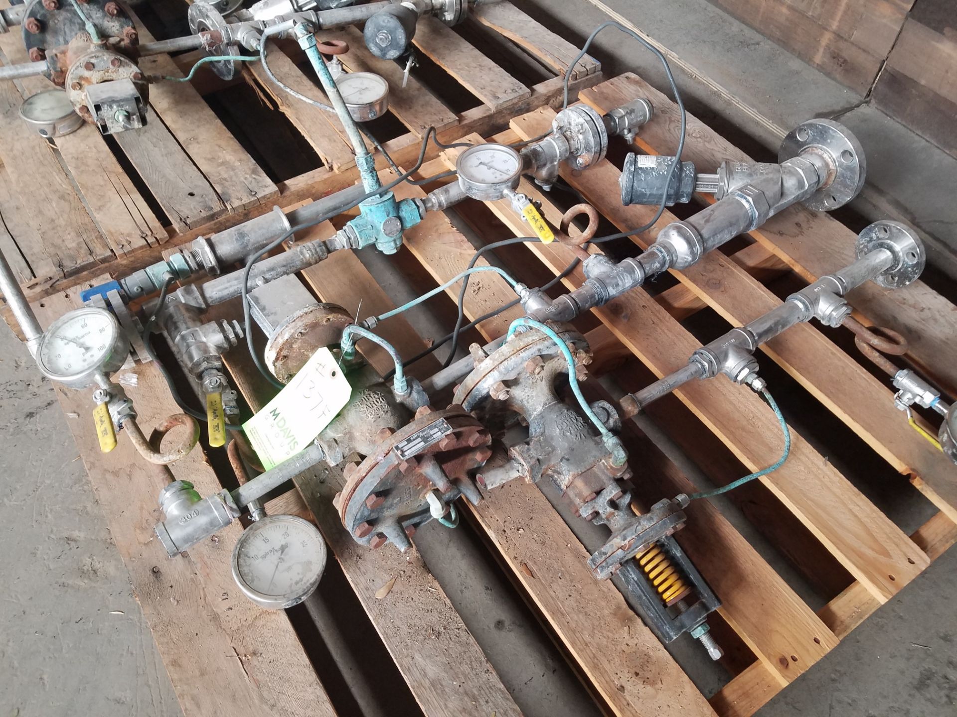 (2) Pallets of Valves (Loading, Rigging & Site Management Fee $50.00 USD) (Located Fort Worth, TX) - Image 2 of 3