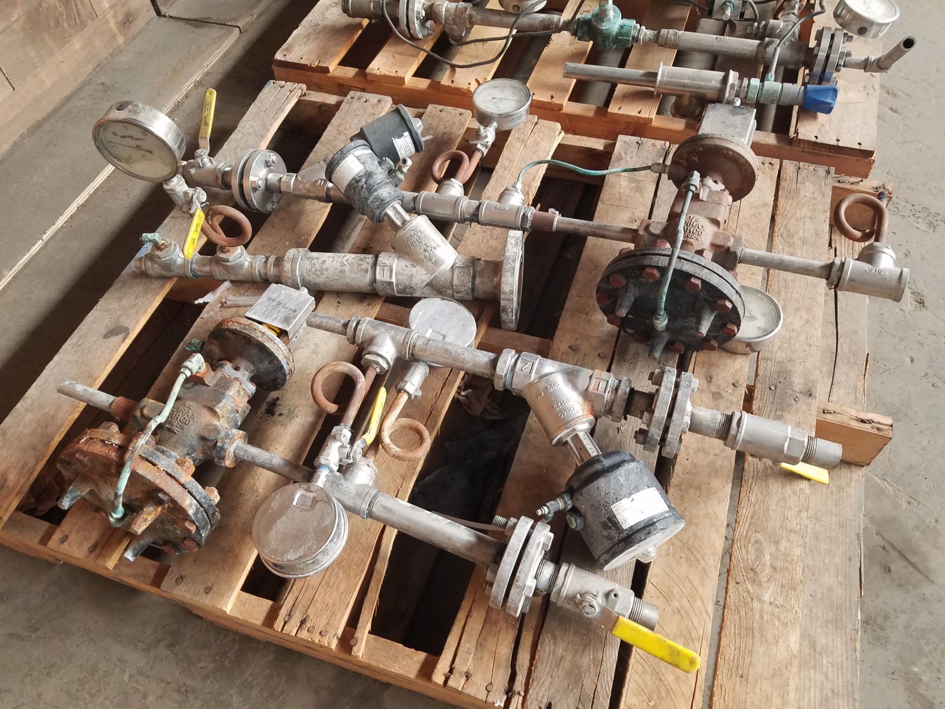 (2) Pallets of Valves (Loading, Rigging & Site Management Fee $50.00 USD) (Located Fort Worth, TX) - Image 3 of 3