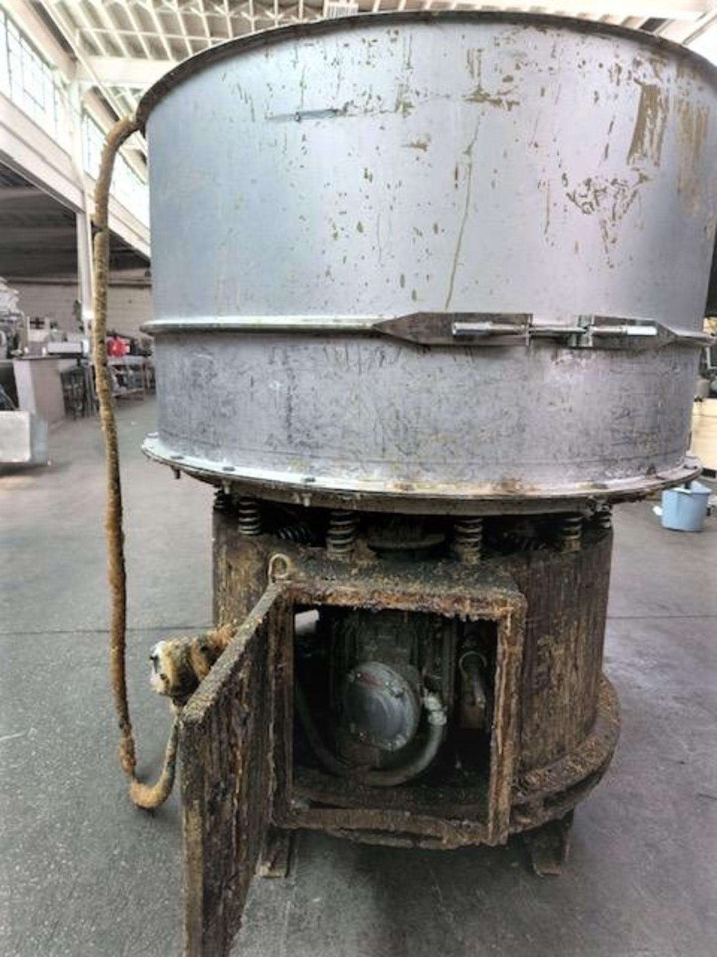 Aprox. 48" S/S Single Deck Vibratory Screener - Unit was last used in the paper industry,  You - Image 3 of 7