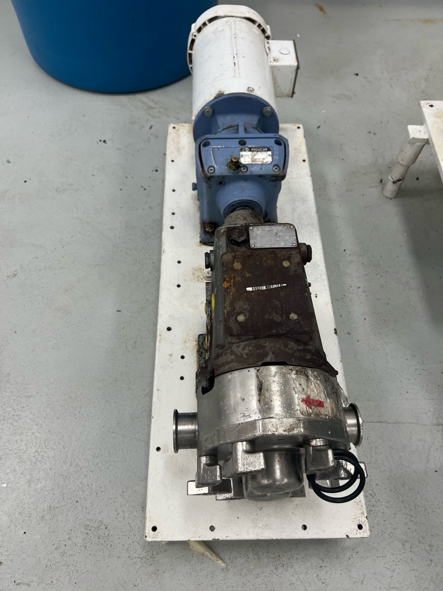 Waukesha M30 Positive Displacement Pump #2 with 2 hp Motor 3 Phase, Brand New, Never Used Since - Image 2 of 3