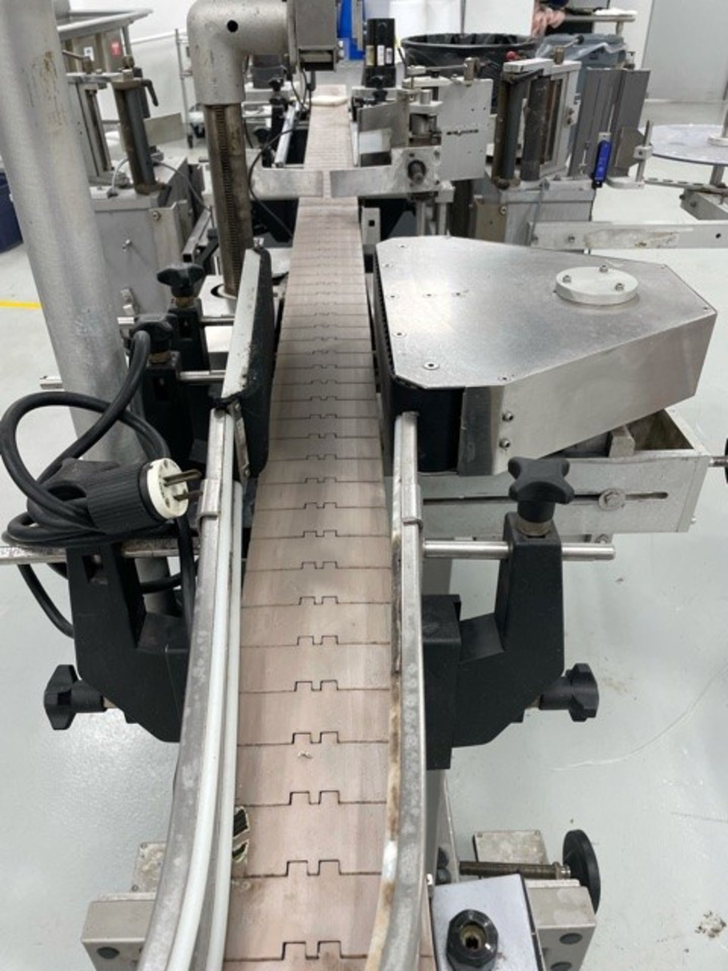 Accuply Front and Back Labeler, Currently Set Up for Only One Side But Can Be Converted Back to - Image 2 of 3