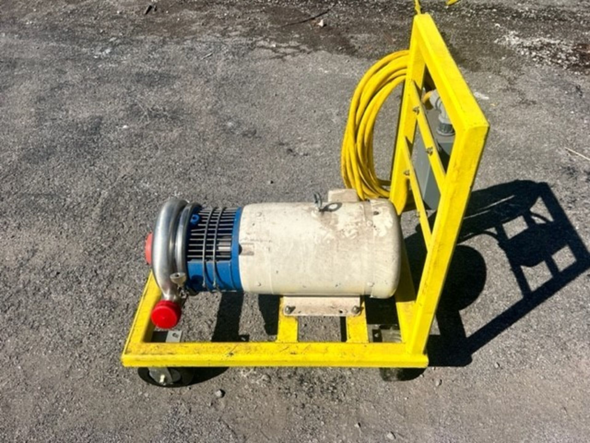 Tri-Clover 7.5 hp Centrifgal Pump on Cart with 2" x 3" Clamp Type S/S Head, with Safety Switch, 1725 - Image 3 of 5