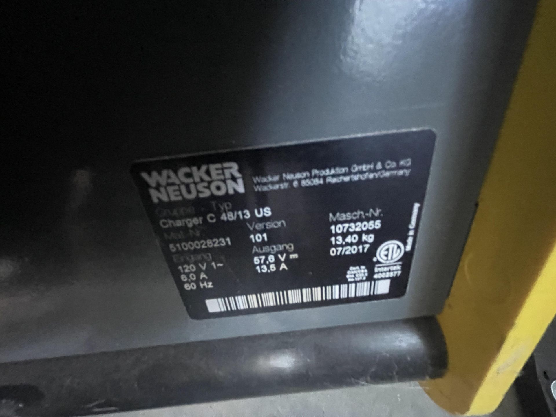 WACKER NEUSON BATTERY PACK WITH CHARGER (ALL PURCHASES MUST BE PAID FOR AND REMOVED BY 5/4/22) ( - Image 3 of 3