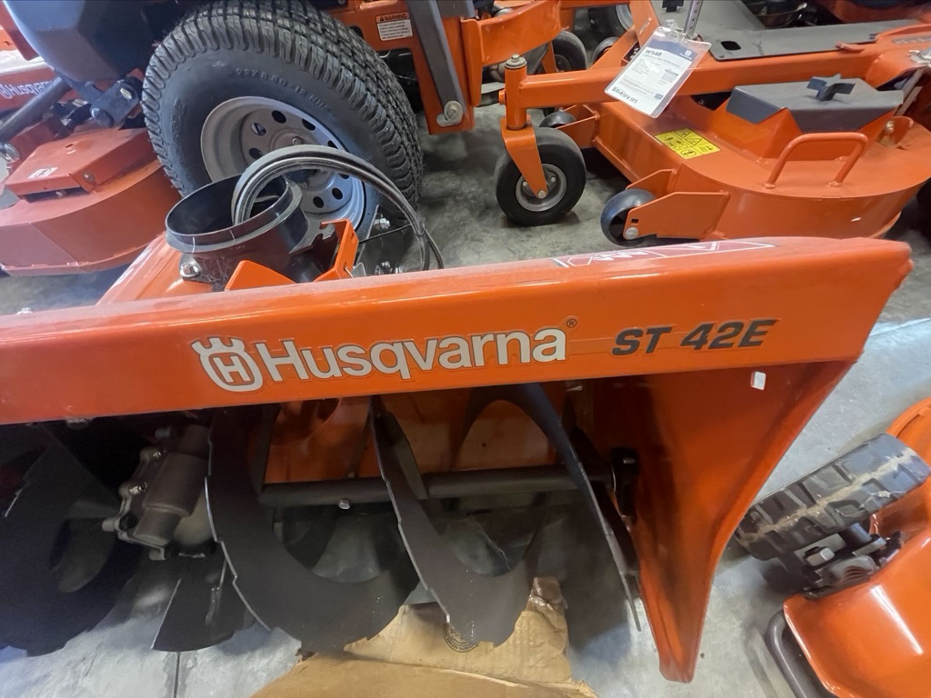 HUSQVARNA 42" SNOW THROWER, MODEL ST 42E (ALL ITEMS MUST BE REMOVED BY THE PURCHASERS ON OR BEFORE - Image 3 of 5