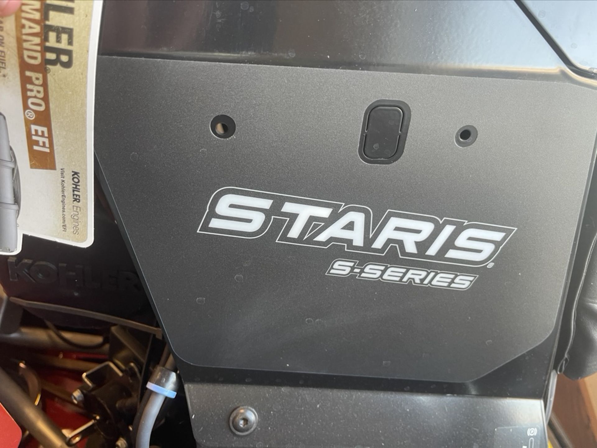 EXMARK STAND-ON MOWER, MODEL STARIS S-SERIES, S/N STS730AKC52400 (SEE TAG IN PHOTOS FOR MORE - Image 6 of 6