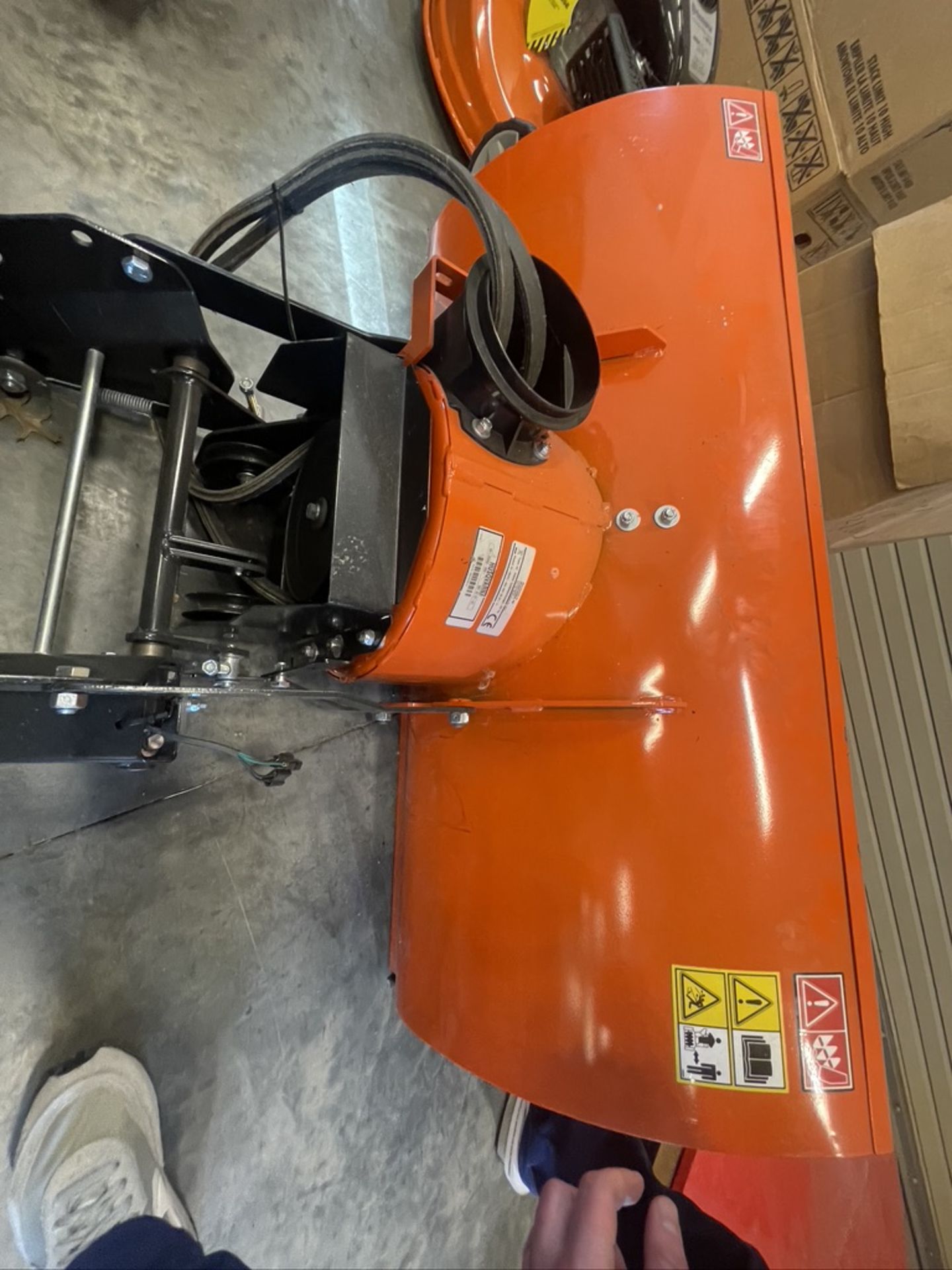 HUSQVARNA 42" SNOW THROWER, MODEL ST 42E (ALL ITEMS MUST BE REMOVED BY THE PURCHASERS ON OR BEFORE - Image 5 of 5