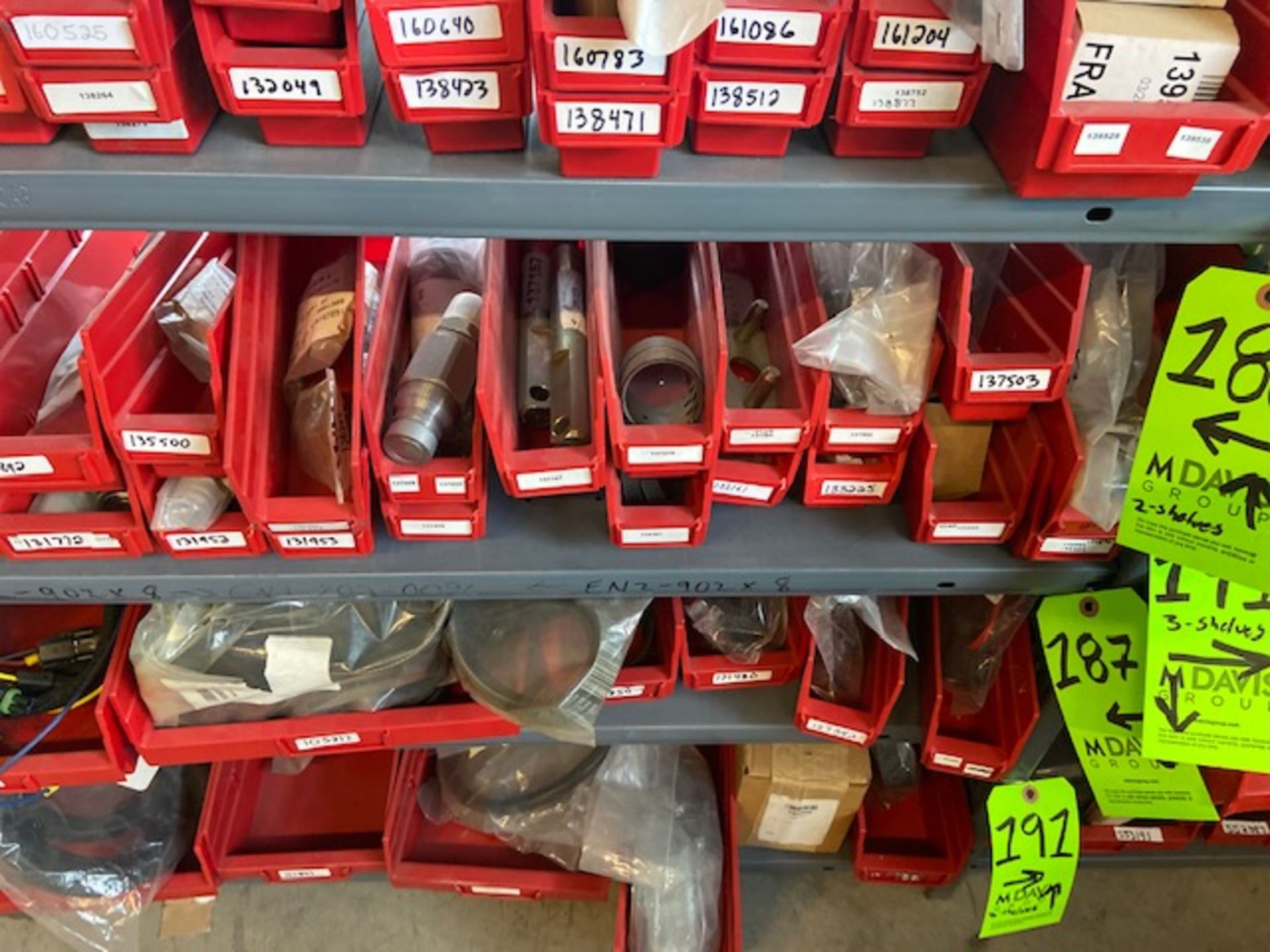 ASSORTED PARTS BY GEHL, MUSTANG, XPRT AND OTHERS, INCLUDES LATCH PINS, CLIPS, GASKETS, PNEUMATIC
