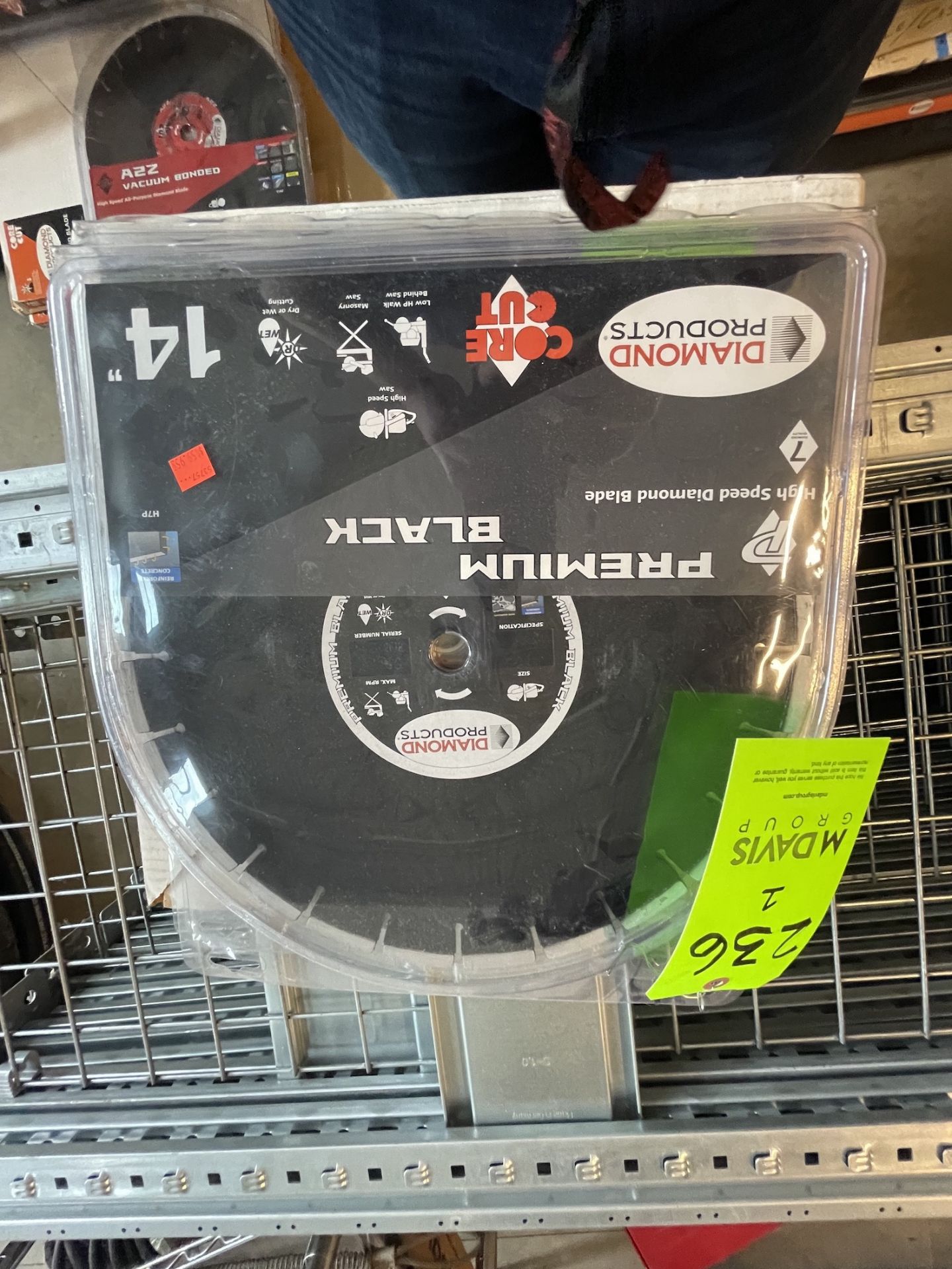 NEW DIAMONDS PRODUCTS PREMIUM BLACK SAW BLADE (SEE PHOTOS FOR DETAILS) (ALL PURCHASES MUST BE PAID