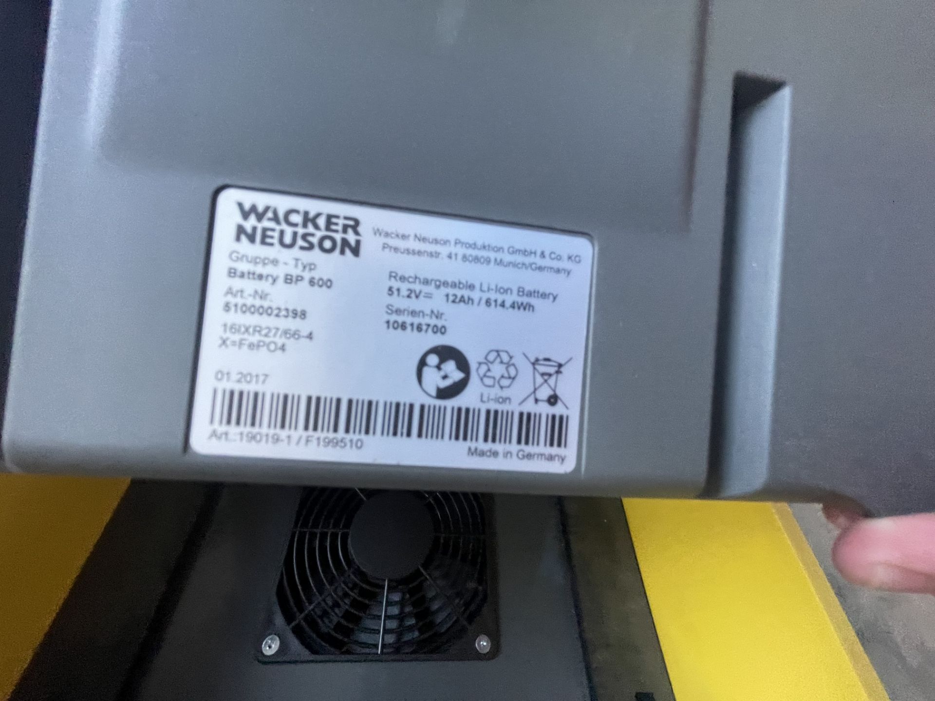 WACKER NEUSON BATTERY PACK WITH CHARGER (ALL PURCHASES MUST BE PAID FOR AND REMOVED BY 5/4/22) ( - Image 5 of 5