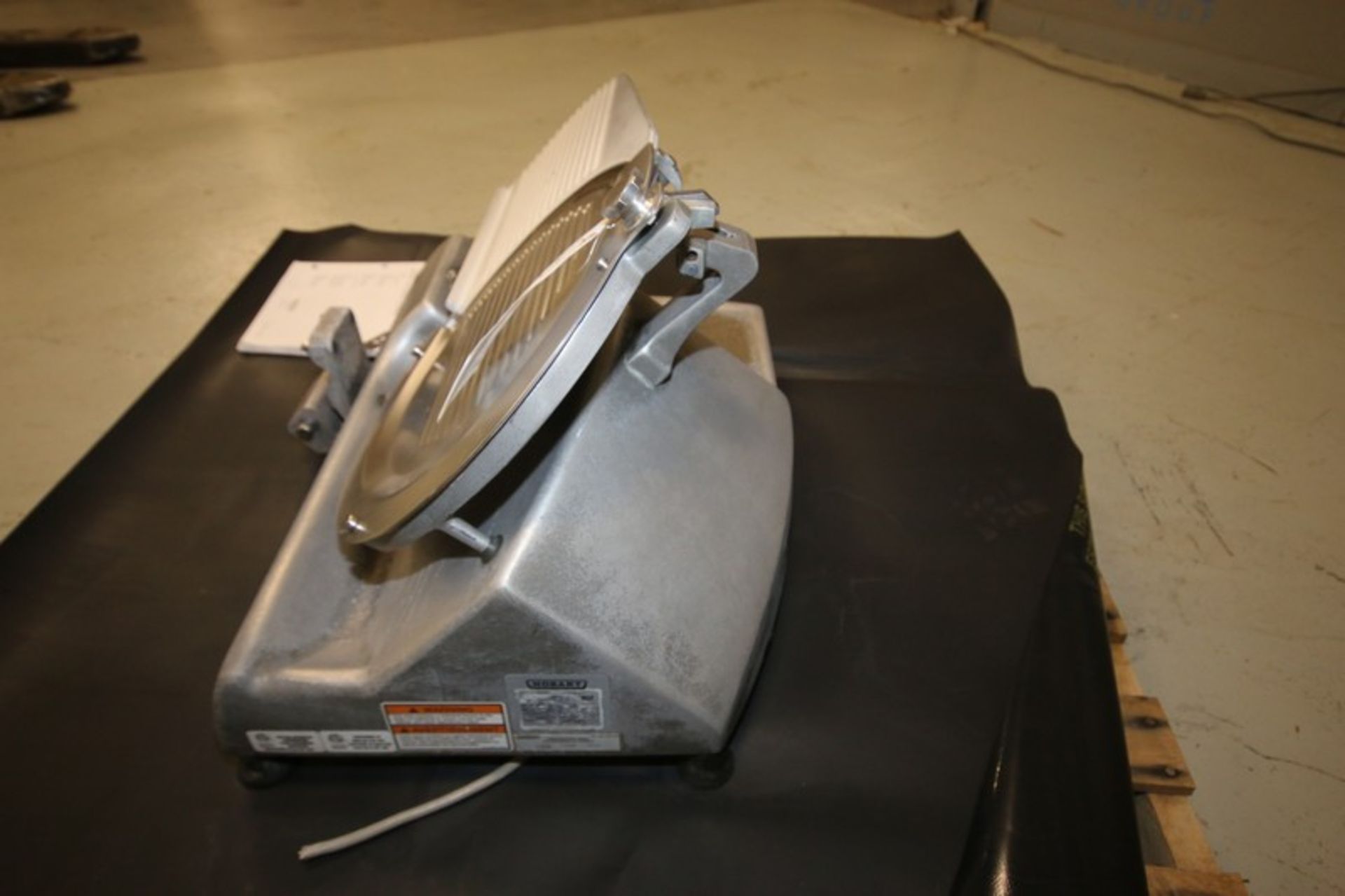 Hobart Deli Slicer, Model HS6, SN 31-1553-345, 120V (INV#83486)(Located @ the MDG Auction Showroom - Image 3 of 5