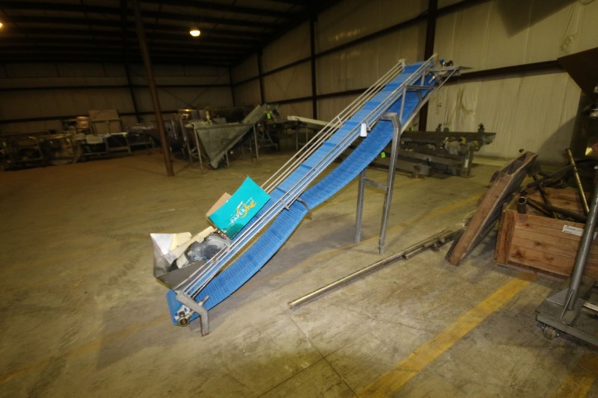 S/S Incline Conveyor, Belt to Floor: Aprox. 78" H, with Cleats, Aprox. 12" W Cleat Spacing, with S/S - Image 2 of 5
