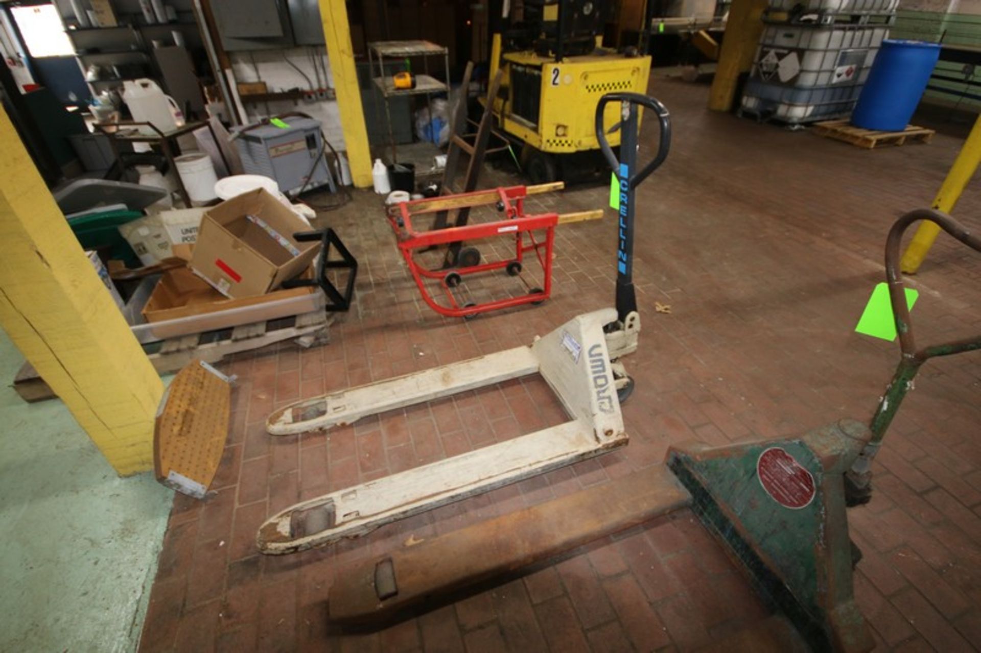 Crown Hydraulic Pallet Jack, 5,500 lb. Capacity (LOCATED IN WOONSOCKET, RI) - Image 2 of 2