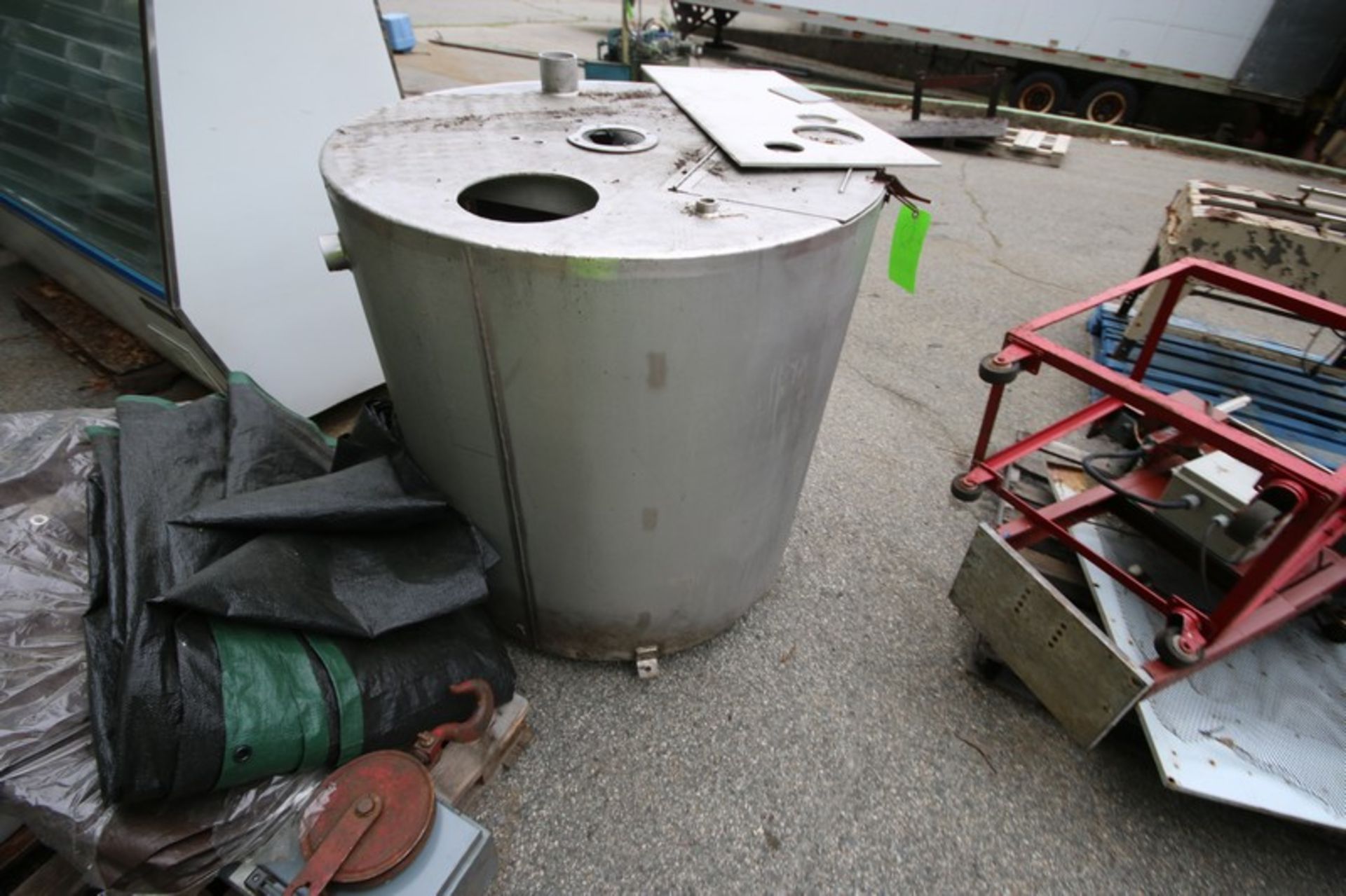 S/S Single Wall Tank, Tank Dims.: Aprox. 3 ft. 3” Tall x 3 ft. 5” Dia. with Mixer (LOCATED IN - Image 3 of 5