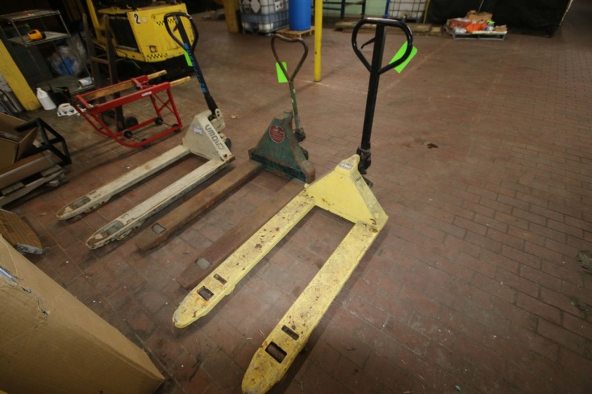 ULINE Hydraulic Pallet Jack, 5,500 lb. Capacity (LOCATED IN WOONSOCKET, RI) - Image 2 of 2