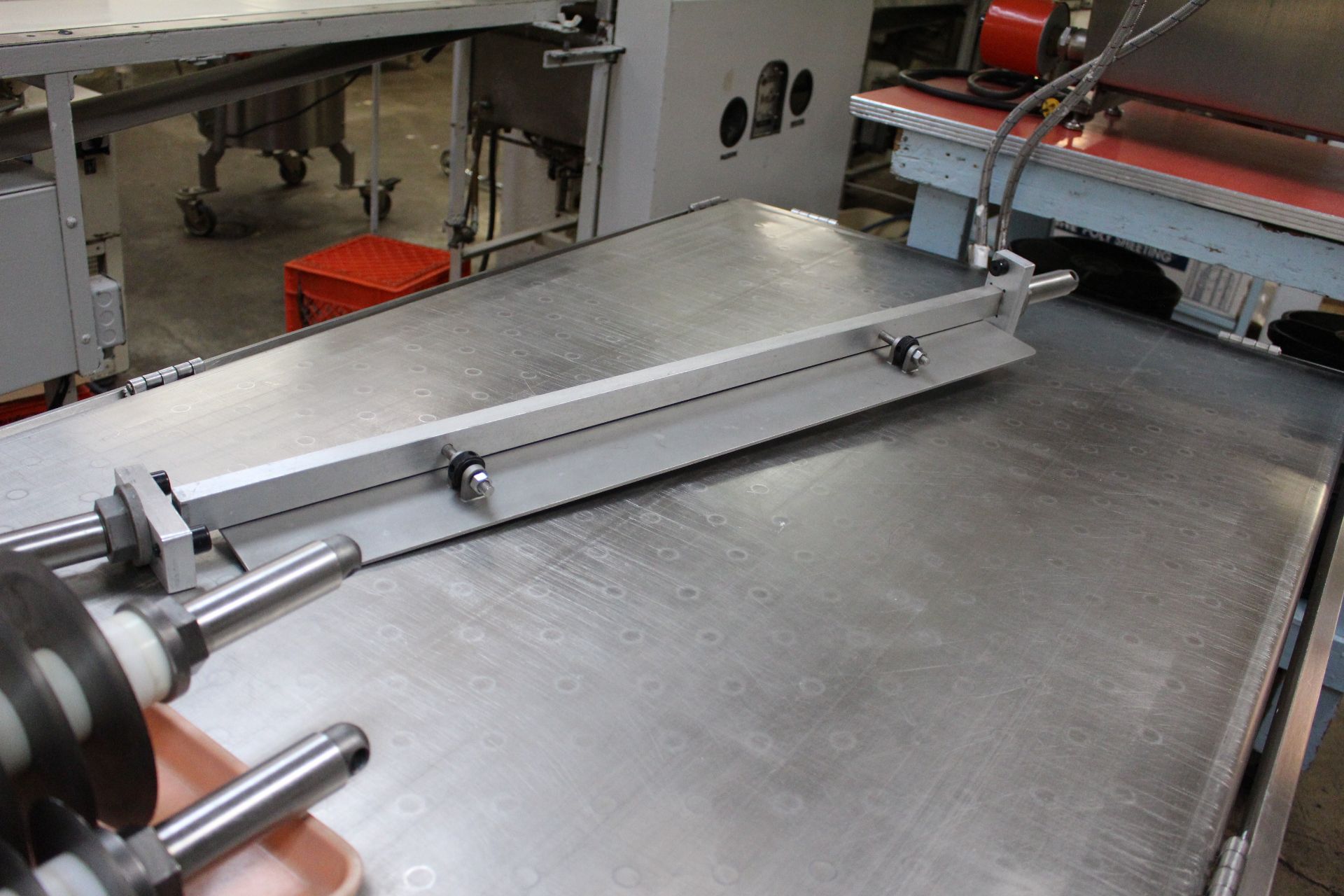 Savage stainless steel water cooled table 3' wide x 10' long x 33" high with hinged bars, manual - Image 2 of 3