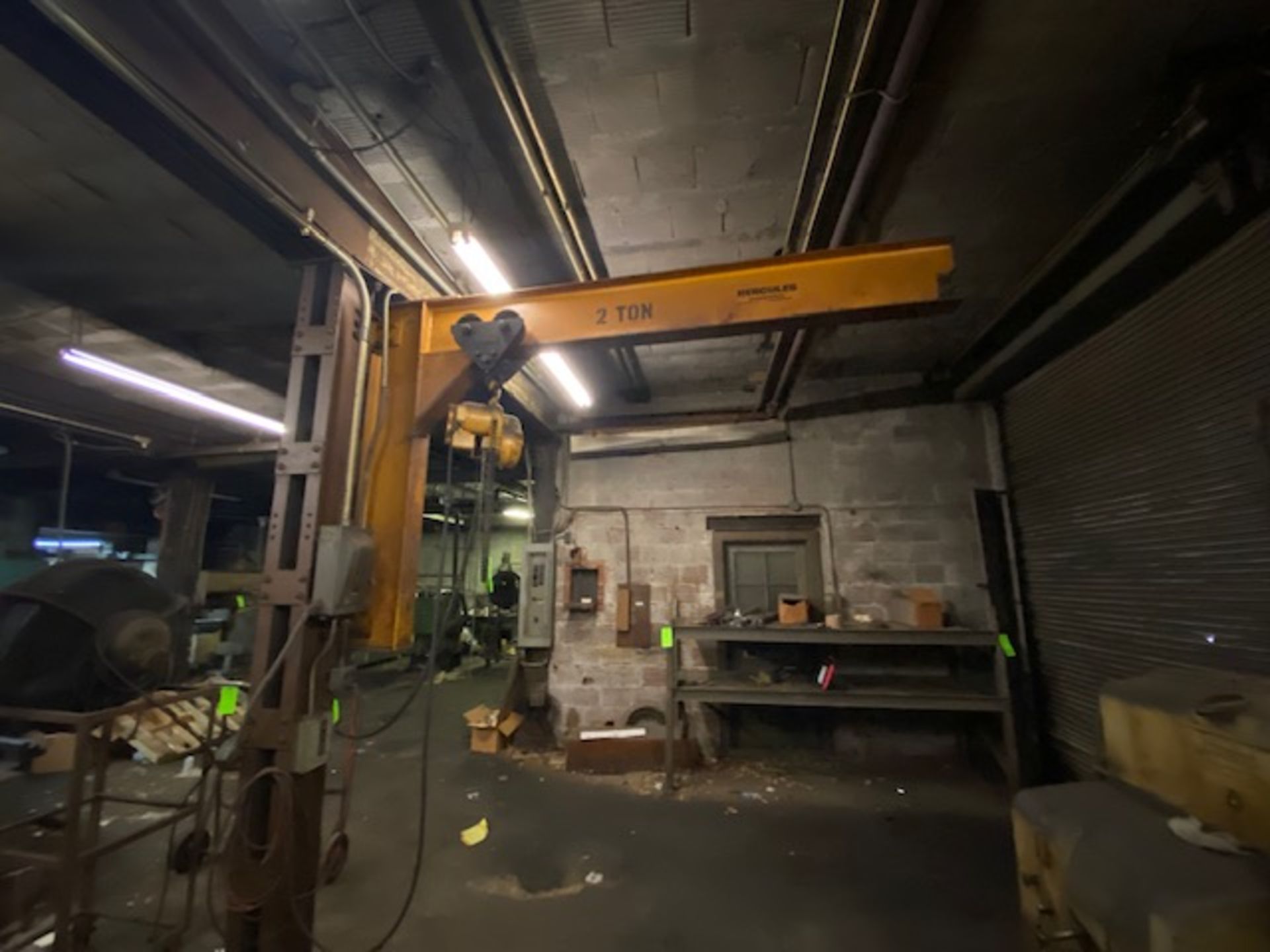 Buget 1 Ton Hoist, with Hercules 2-Ton Cross Beam (LOCATED IN PITTSBURGH, PA)
