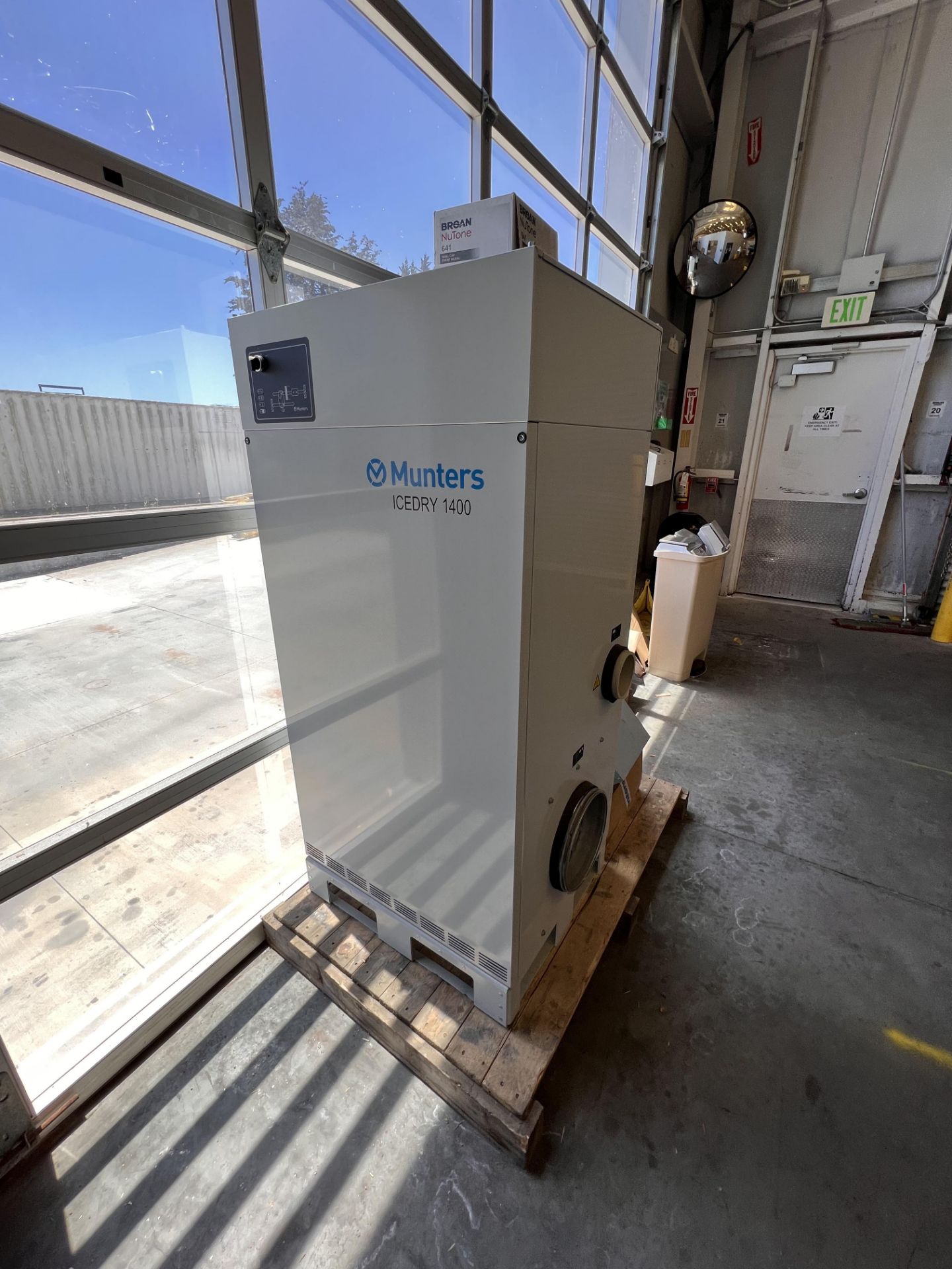 MUNTERS ICEDRY1400 STAND ALONE DEHUMIDIFIER, DESIGNED FOR INSTALLATION INSIDE COLD STORE WITH