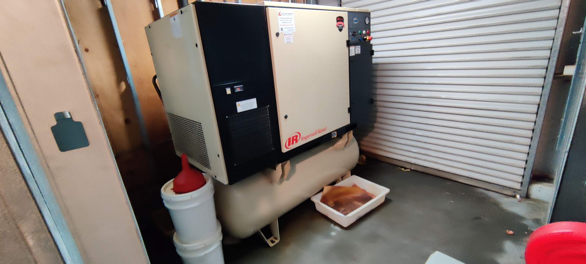 INGERSOL RAND AIR COMPRESSOR, MODEL UP6-20-125, S/N CBV198693, 125 PSI, TANK CAPACITY 120, 3 PHASE