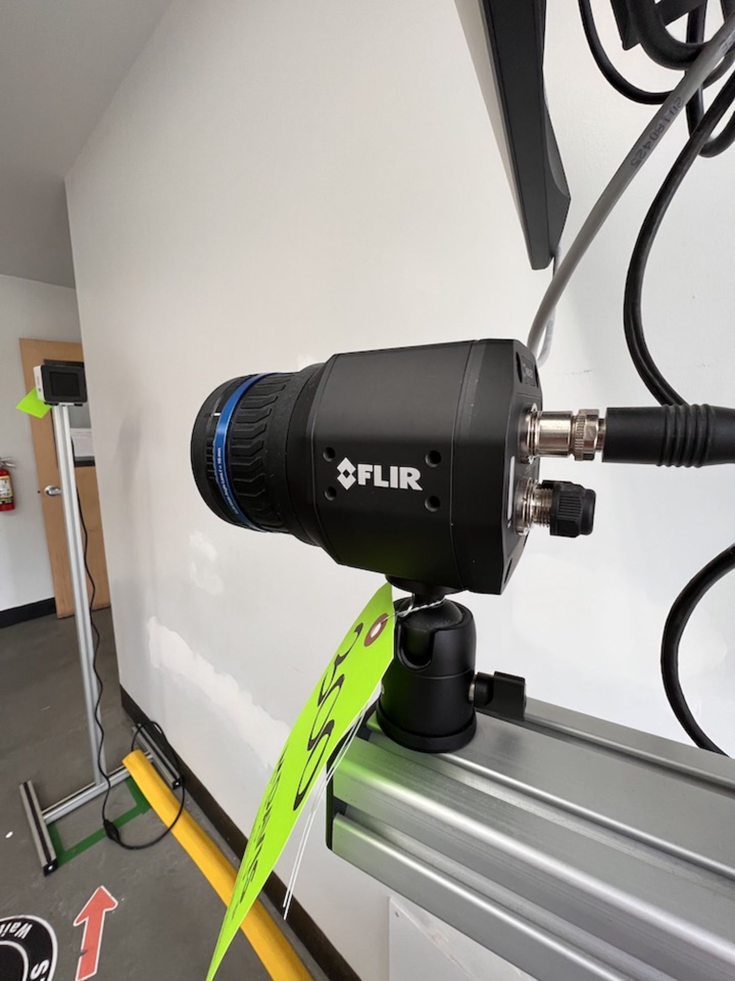 VIPER IMAGING THERMOMETER, WITH FLIR CAMERA - Image 12 of 22