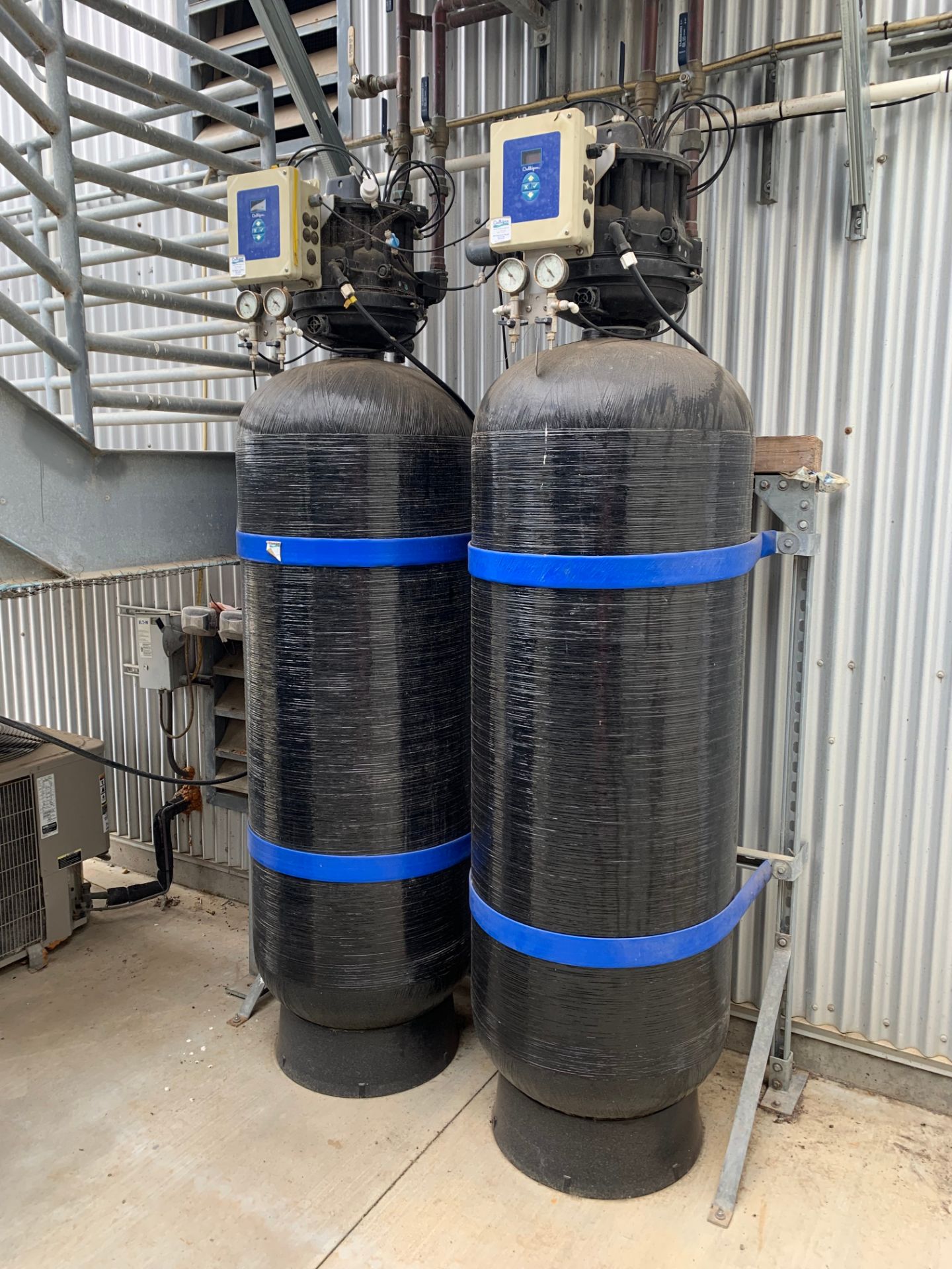 (2) WATER SOFTENING TANKS WITH CULLIGAN CONTROLS - Image 5 of 11