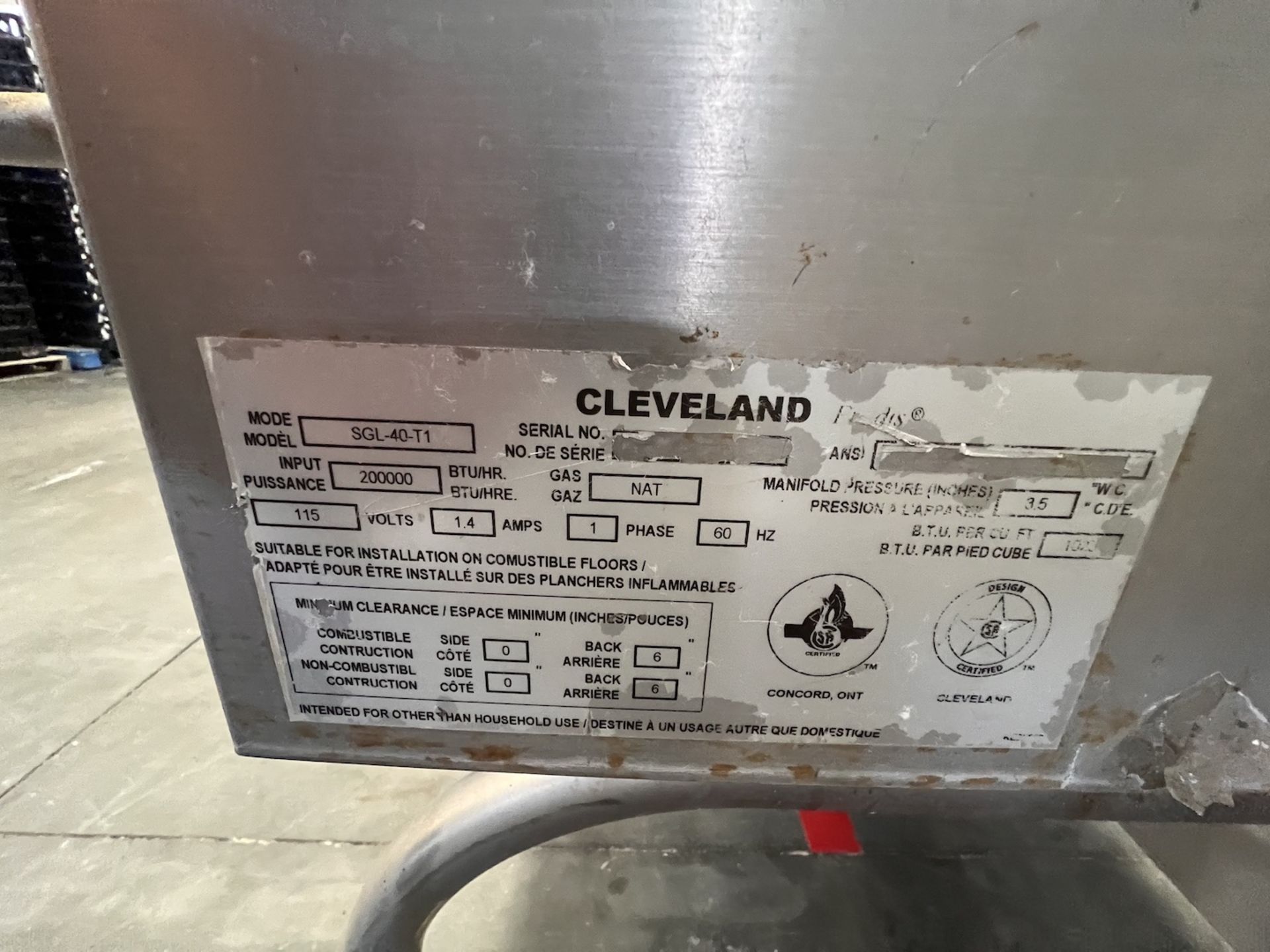 (4) CLEVELAND TILTING BRAISING PANS, (Pan Dimensions Aprox. 37" x 31" x 9" -- 30 Gal.) - Bild 4 aus 10