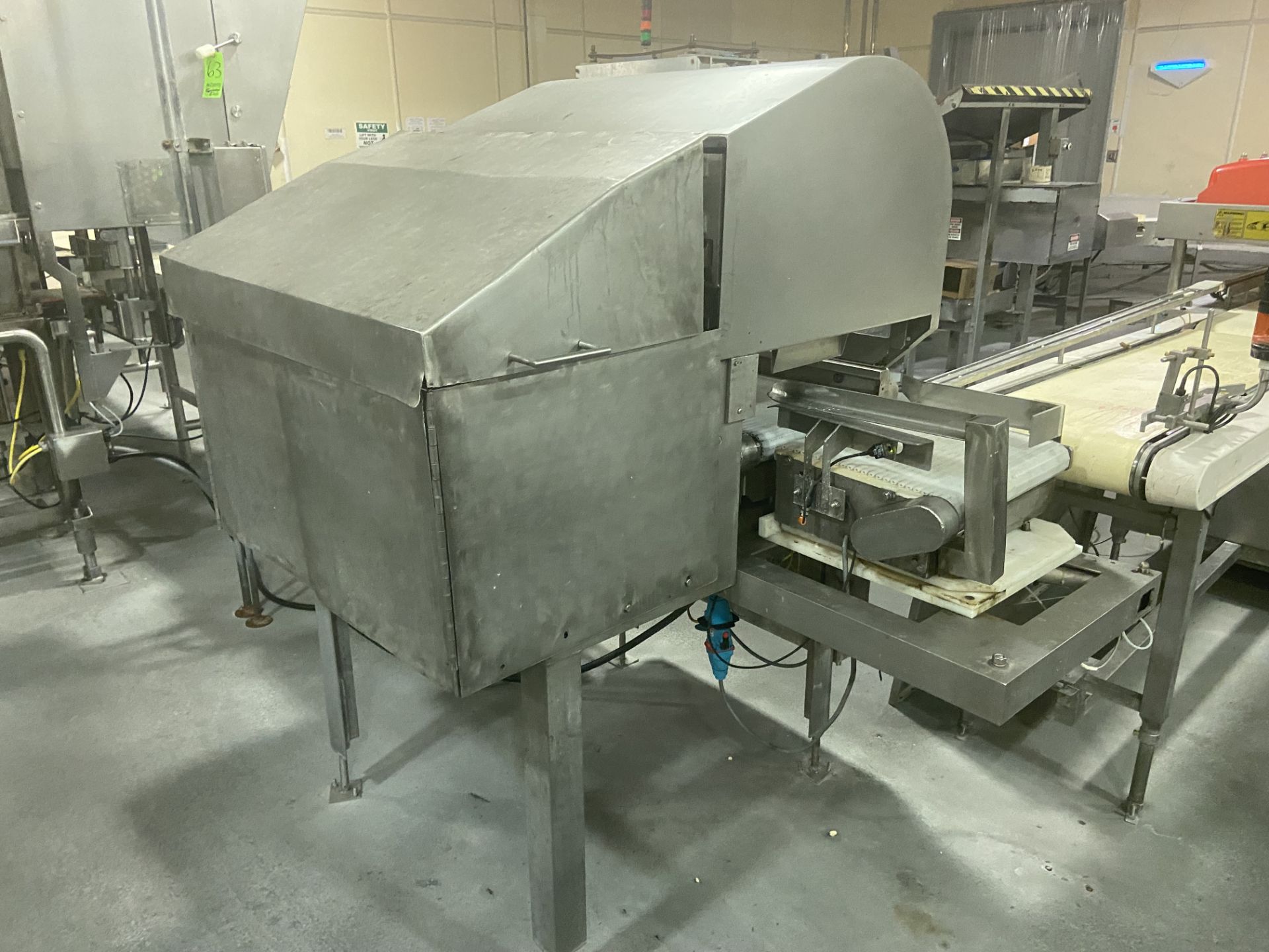 Cryovac RG20 Bag Re-Gusset, Chamber Dims.: Aprox. 35” H x 3 ft. 5” Dia., Mounted on S/S Legs ( - Bild 7 aus 7