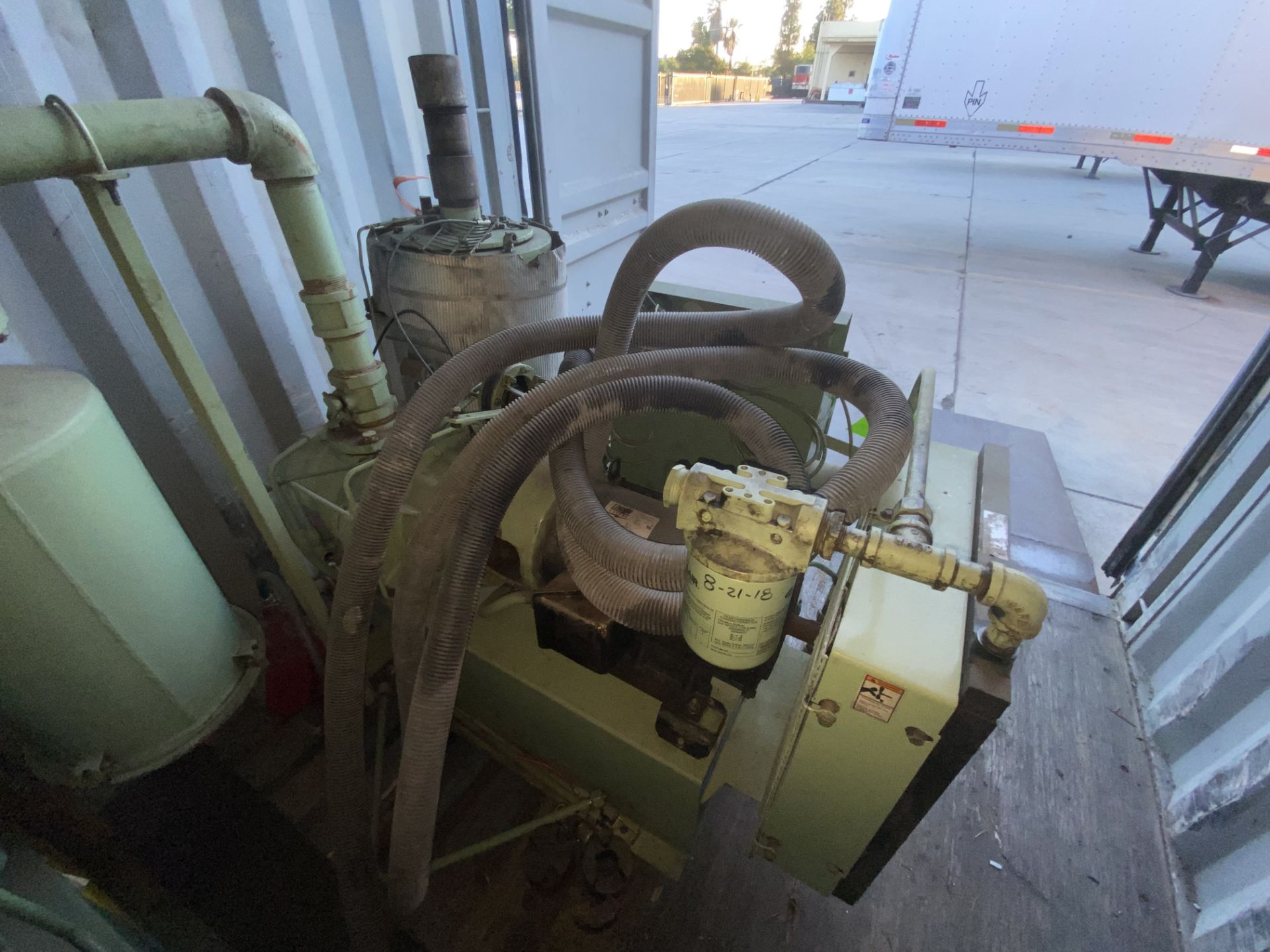 Sullair 20 hp Air Compressor, M/N VS-12, S/N W078881, with 3520 RPM Motor (LOCATED IN SAN BENARDINO, - Image 3 of 3