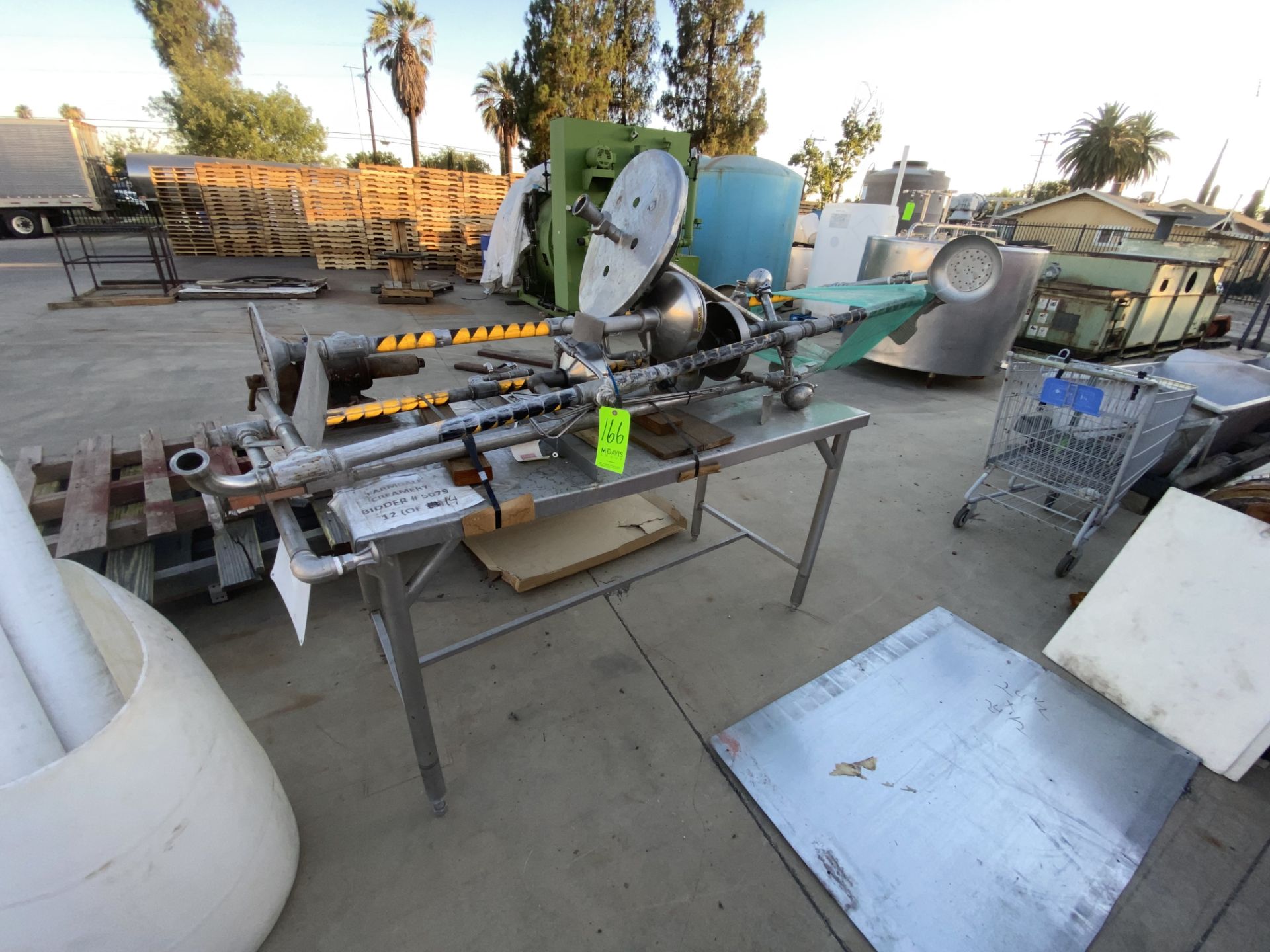 S/S Table, with Emergency Eye Wash Stations(LOCATED IN SAN BENARDINO, CA)(RIGGING, LOADING, & SITE - Image 2 of 3