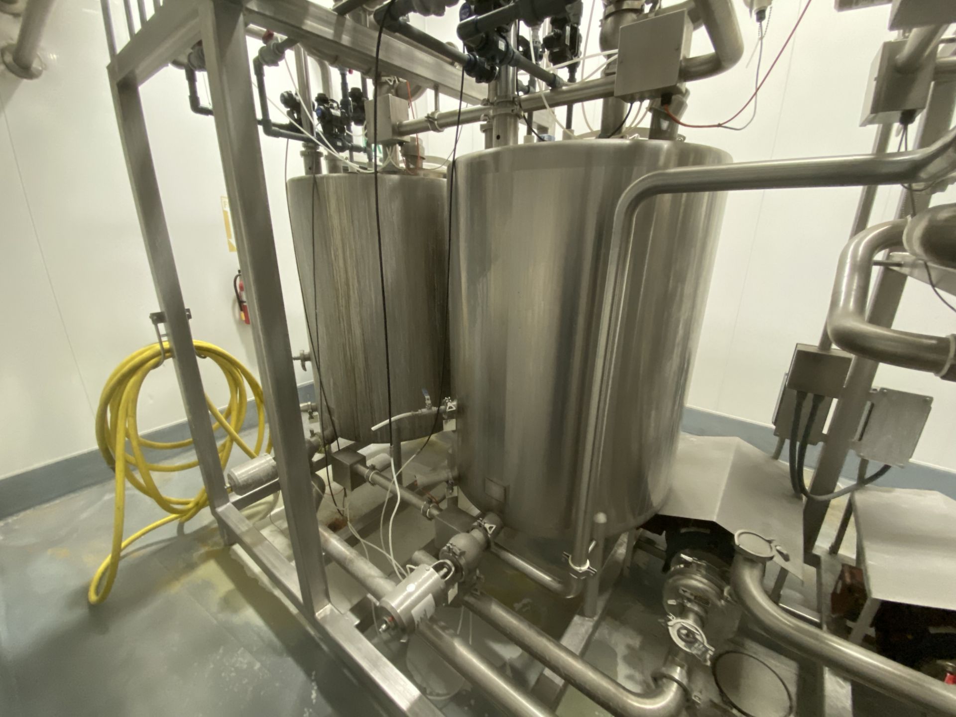 Raw & Pasteurized CIP Skid, Single Service System, with (2) Single Wall Tanks, with (2) She’ll & - Bild 9 aus 10