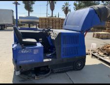 American-Lincoln Riding Floor Scrubber, Model SC7750, Currently Not Operational (LOCATED IN SAN