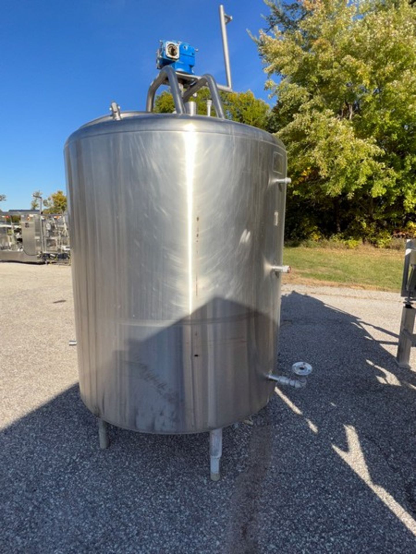 VERTICAL S/S JACKETED AND INSULATED DOME-TOP/SLOPED-BOTTOM TANK, S/ N 97-1223, CERTIFIED BY