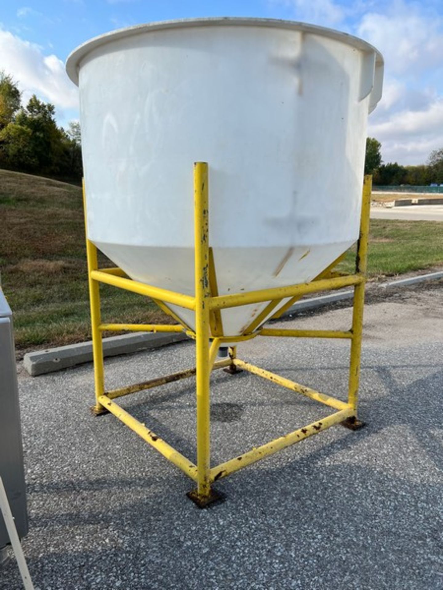 Plastic Holding Tank, with Cone Bottom (LOCATED IN NEBRASKA CITY, NE)