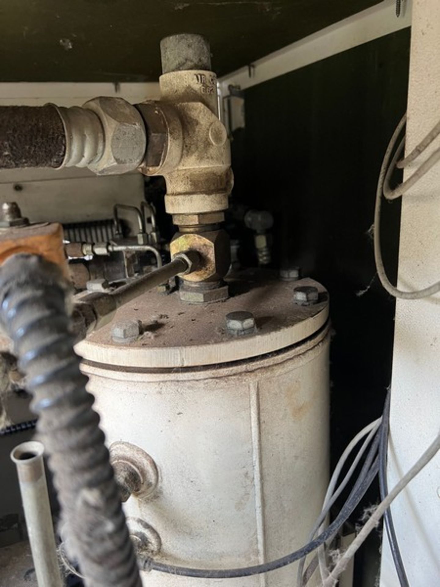 INGERSOLL RAND SSR AIR COMPRESSOR, MODEL 1225-455, 3510 RPM, 230/460 V (LOCATED IN NEBRASKA CITY, NE - Image 9 of 14