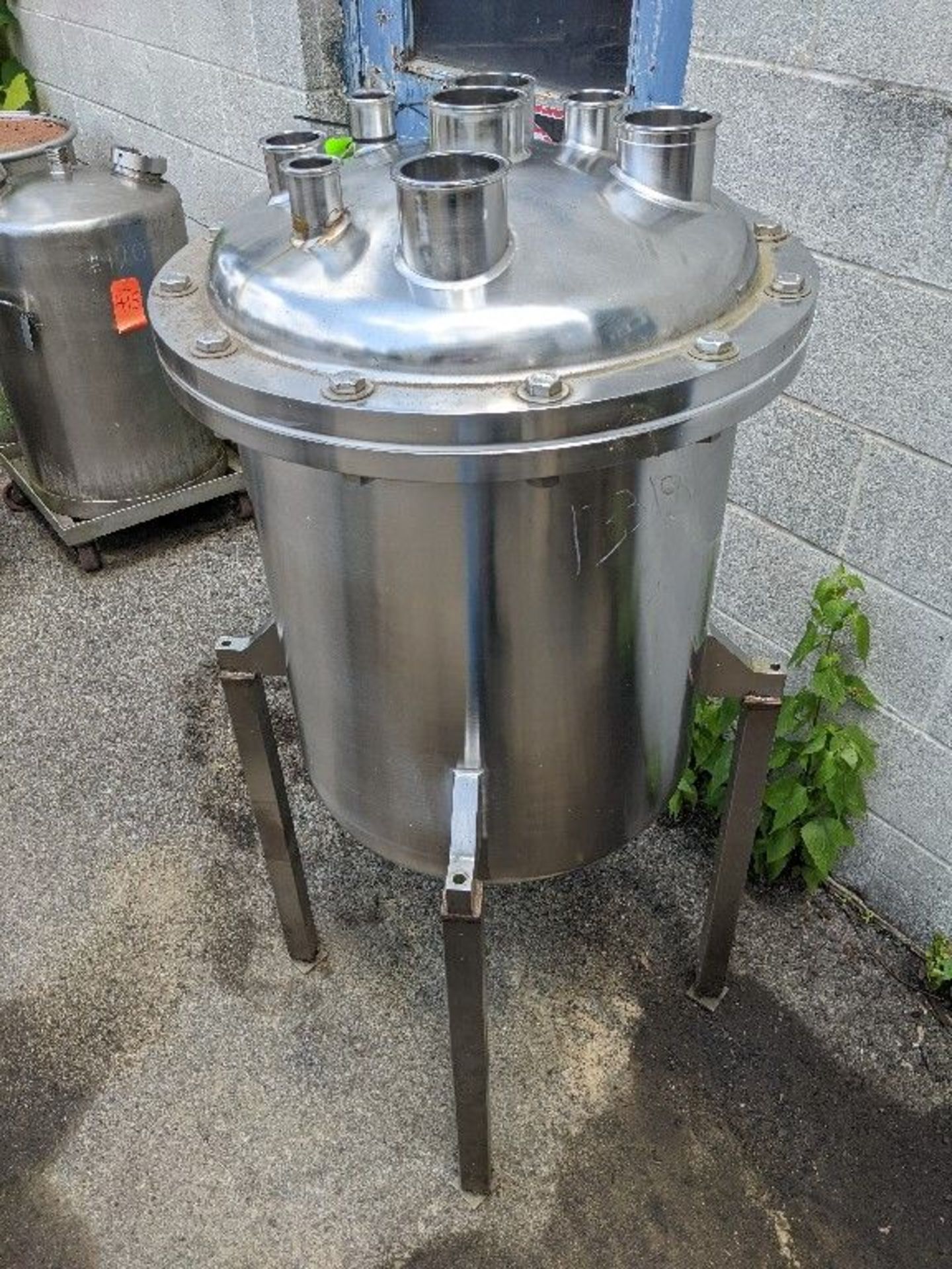 30 Gallon Stainless Pharmaceutical Grade Tank - All 316L stainless steel electropolished pressure - Image 3 of 4