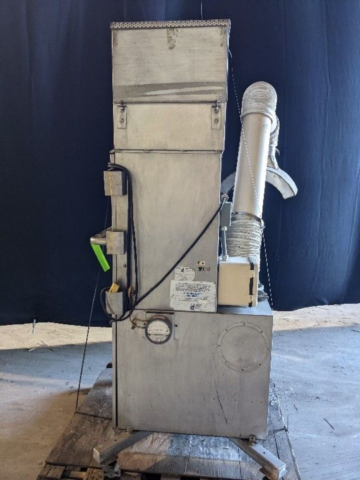 Qty (1) Torit VS 550 Stainless Dust Collector - All stainless-steel dust collector. - 3/4 HP 110V - Image 5 of 8