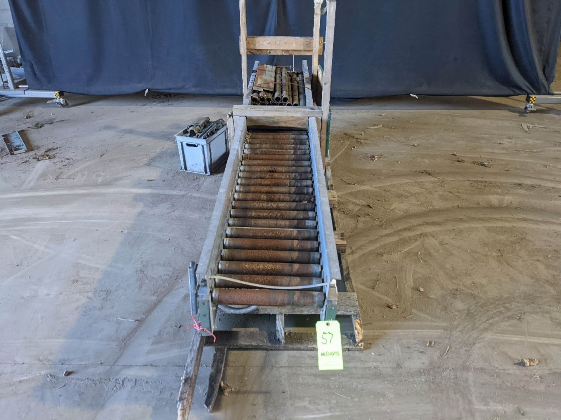 Qty (1) Hytrol Belt Over Roller Case Conveyor - Solo Drive Section - 120"L x 15"W, Model 190-ACZ,