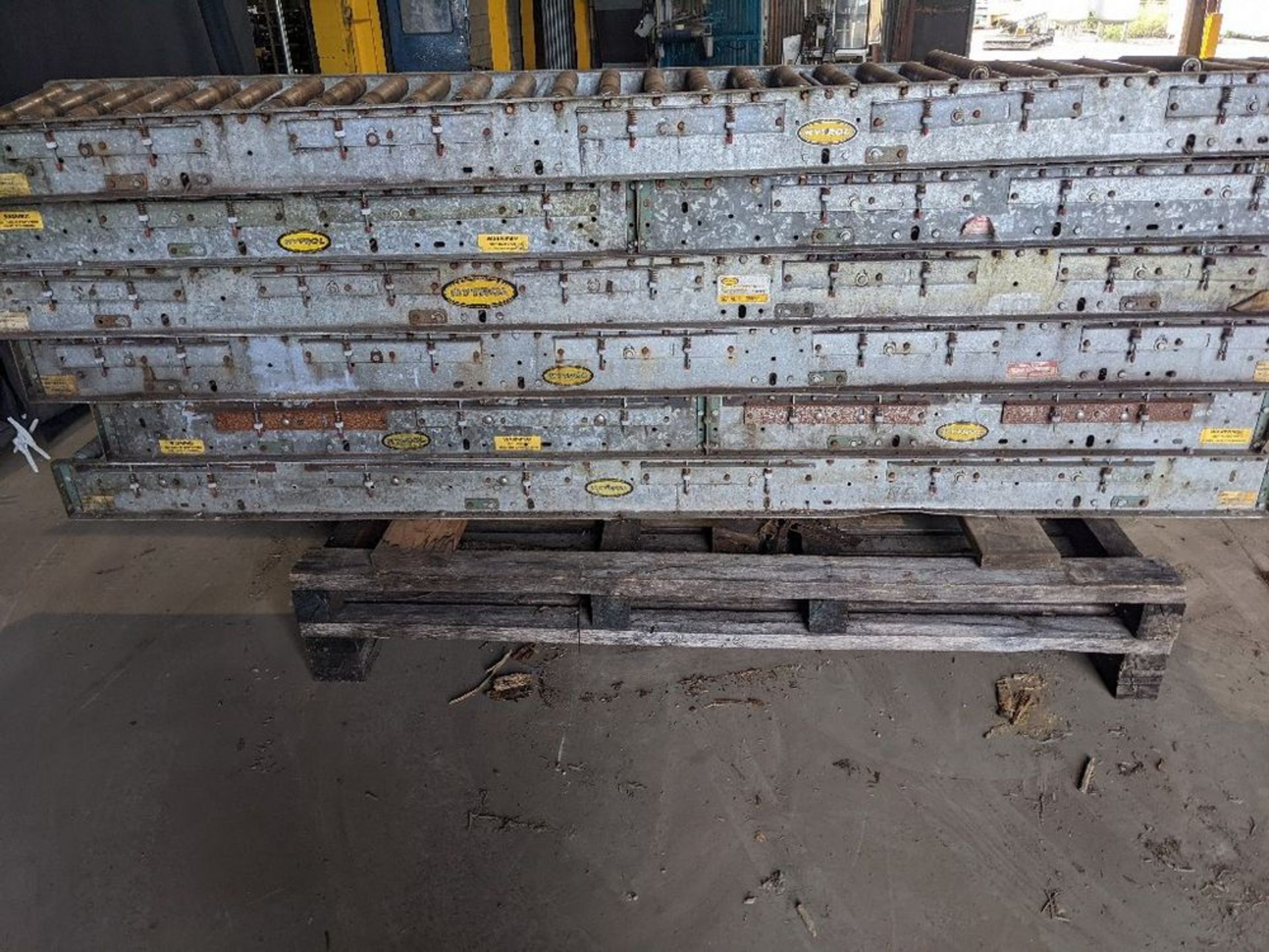 Qty (9) Lot of Hytrol Belt over Roller Case Conveyor - (1) section 240" L x 18" W w/ drivek - (7) - Image 2 of 6