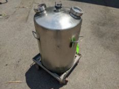 Qty (1) Stainless Steel Reactor - Pressure Vessel - 30 Gallon Stainless steel domed top reactor -