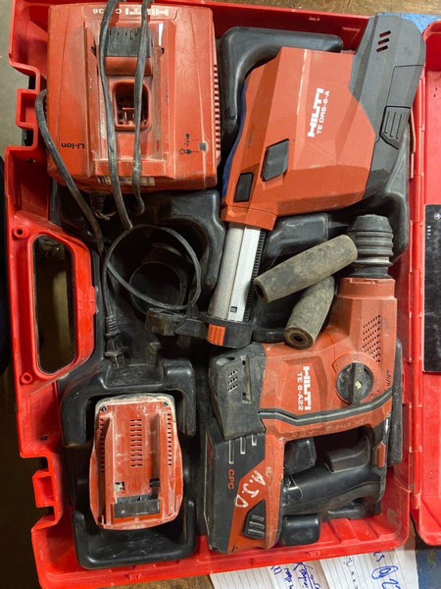 HILTI Cordless Rotary Hammer, M/N TE 6-A22, Includes Dust Removal System, M/N TETS-6-71-CA, with - Image 3 of 12