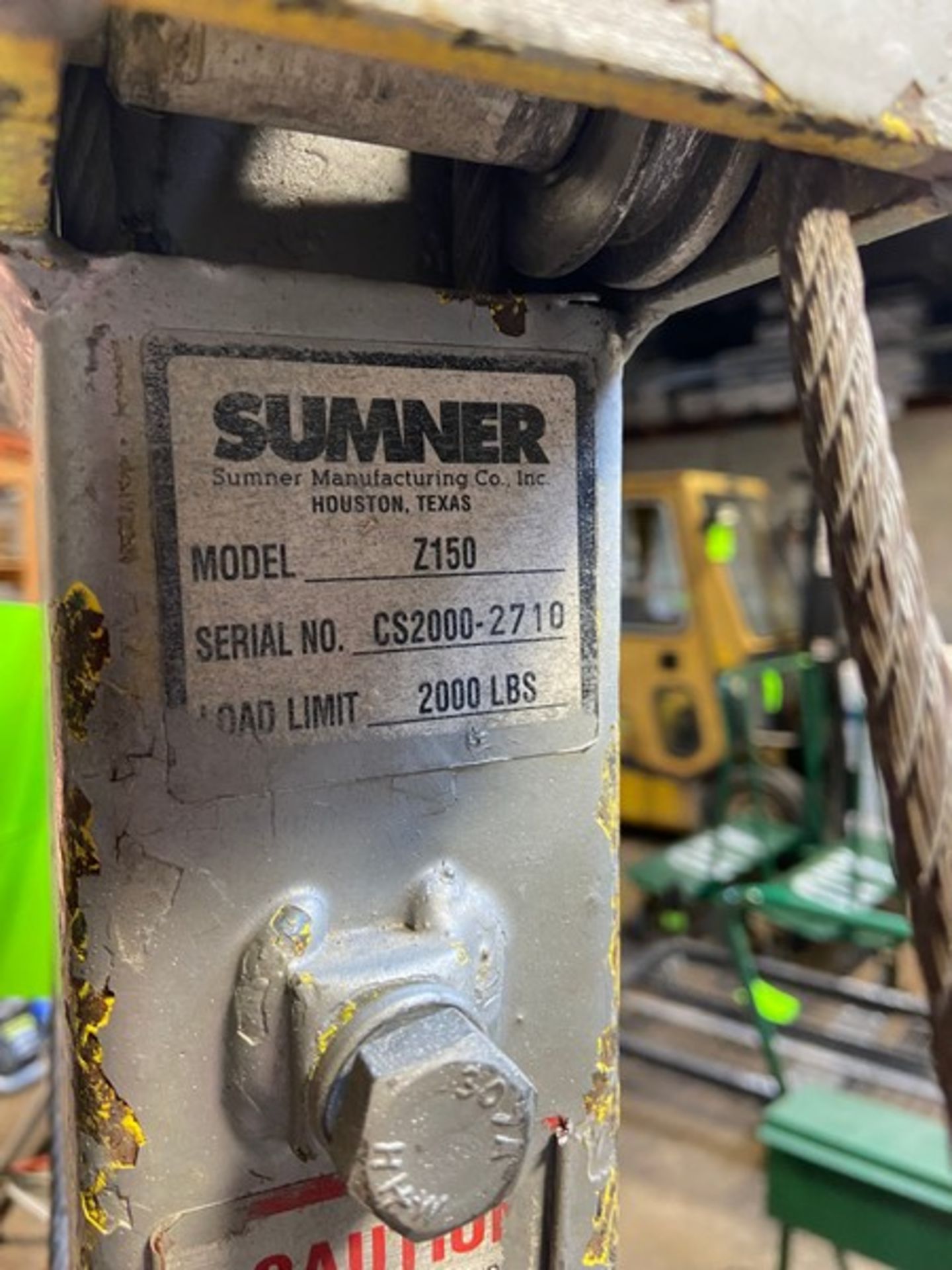 Sumner 2,000 lb. Capacity Hoist, M/N Z150, S/N CS2000-2710, Capable of 15 ft. H, Hand Crank Type, - Bild 3 aus 7