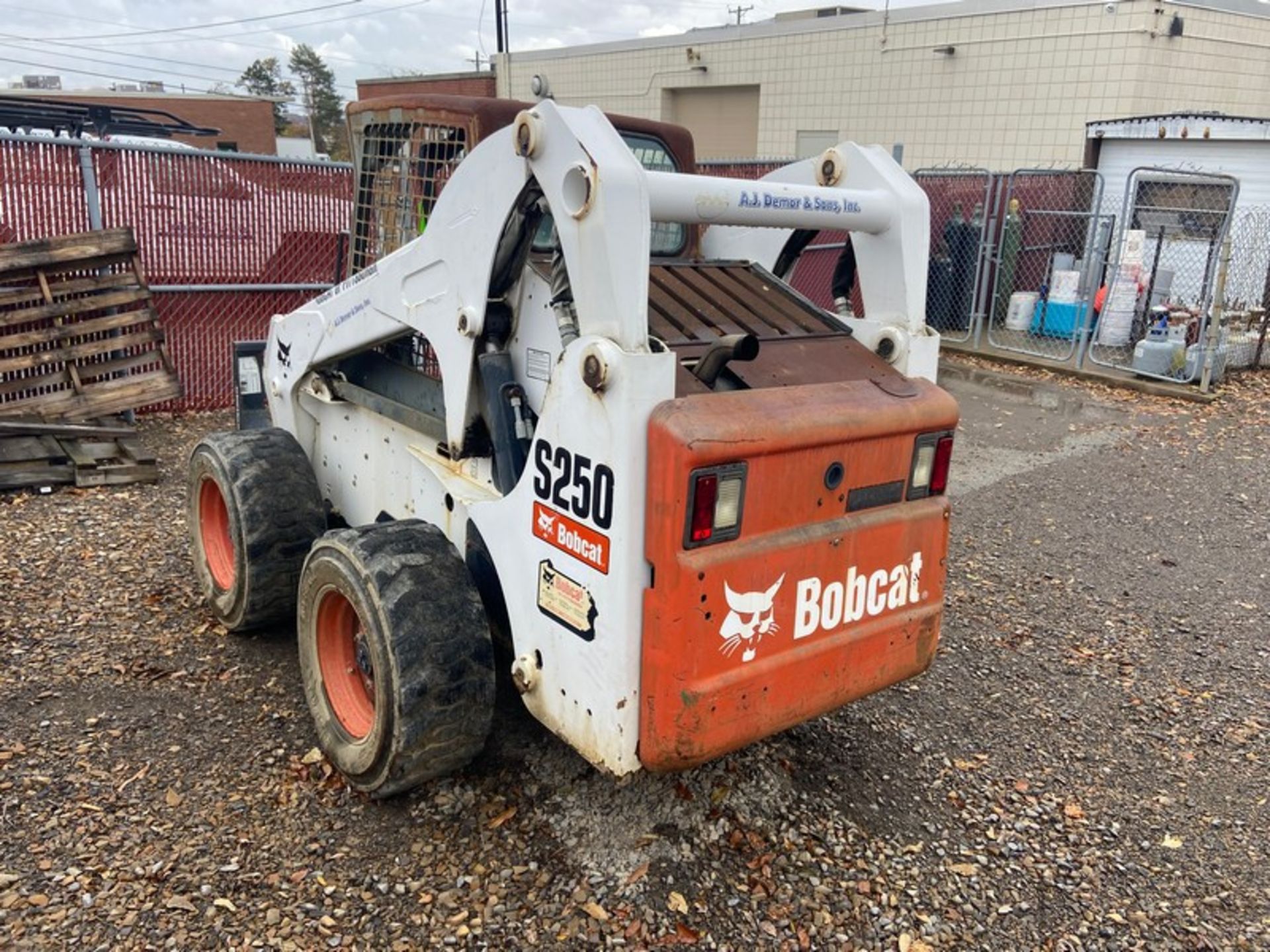 2010 Bobcat S250 Compact Skid Steer, VIN#: A5GM36985, with Fork Attachment (NOTE: DELAYED REMOVAL - Image 9 of 12